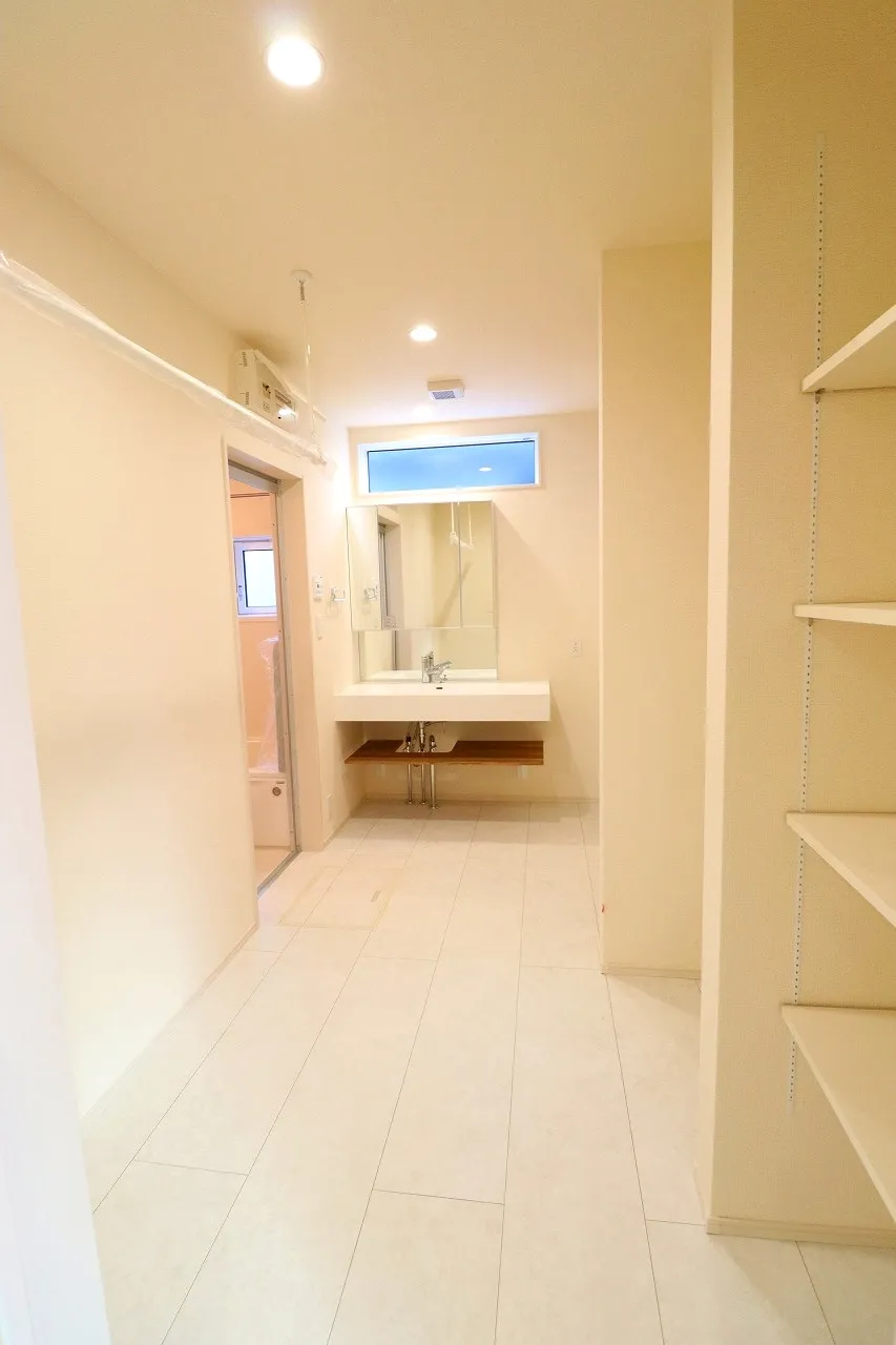 【2号棟洗面所】