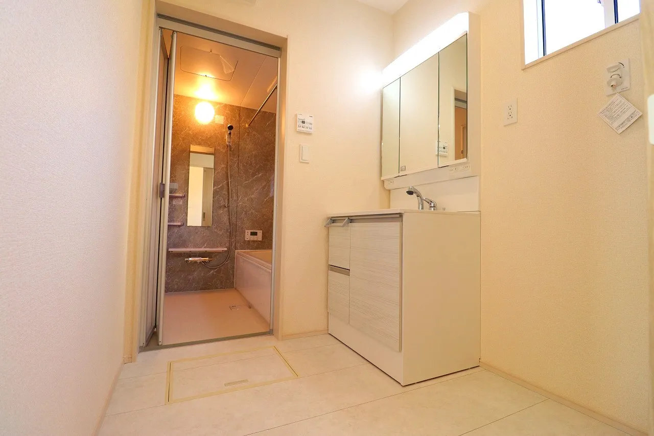 【3号棟洗面所】