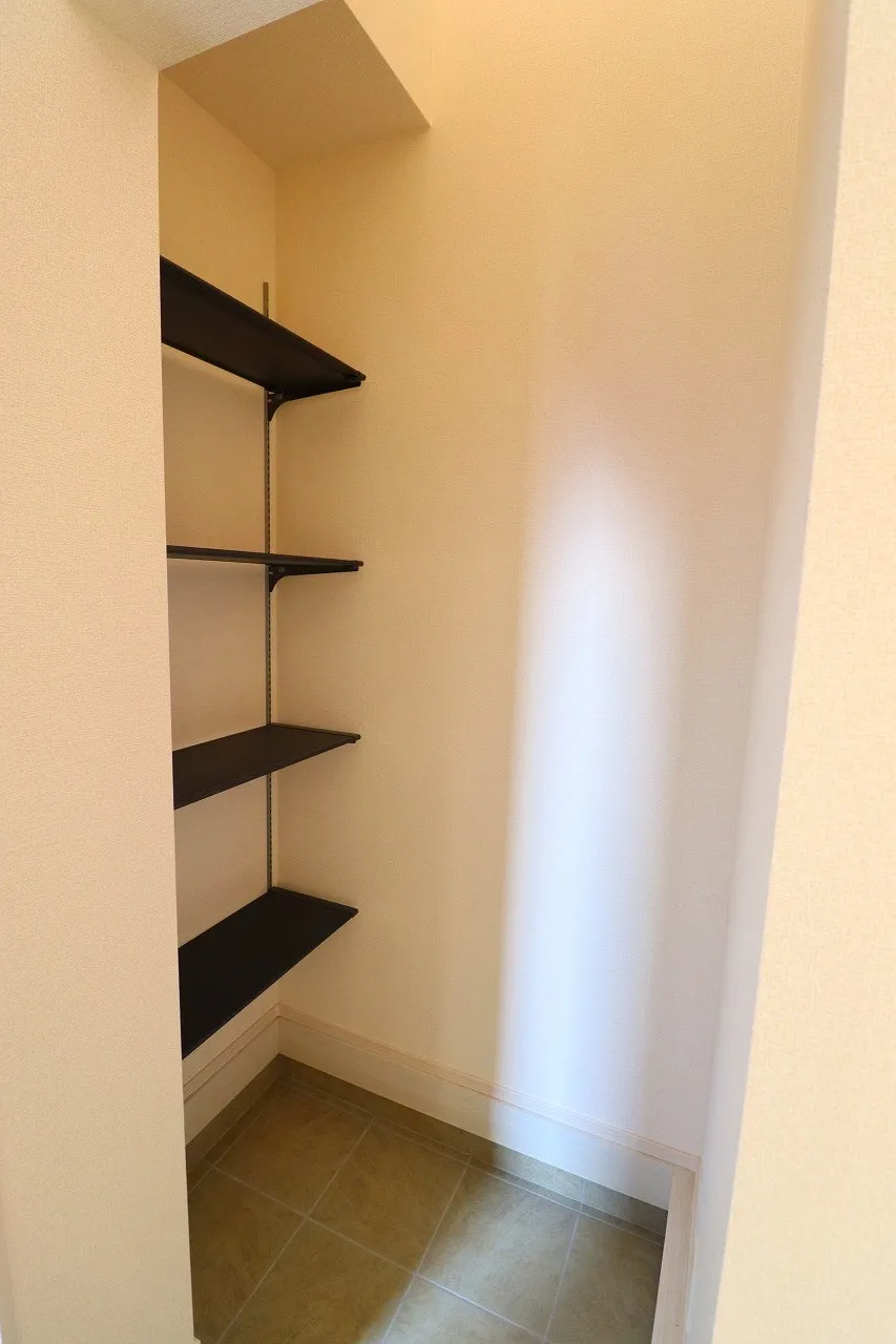 【3号棟土間収納】