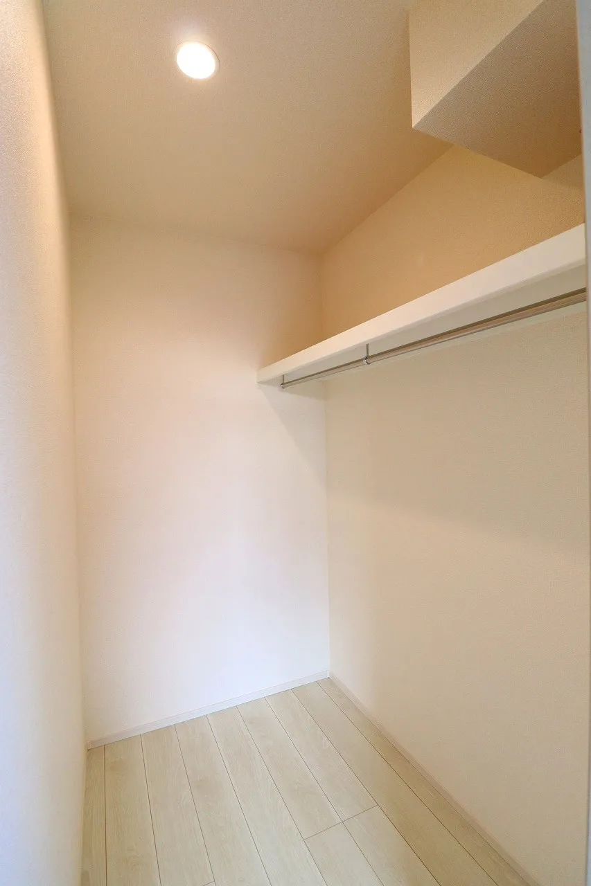 【3号棟ウォークインクローゼット】