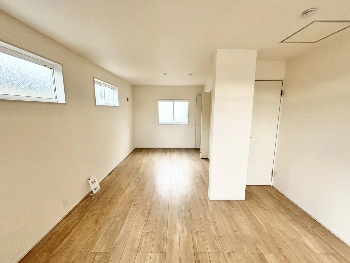 【洋室6.0帖+5.25帖 | 7号棟】 