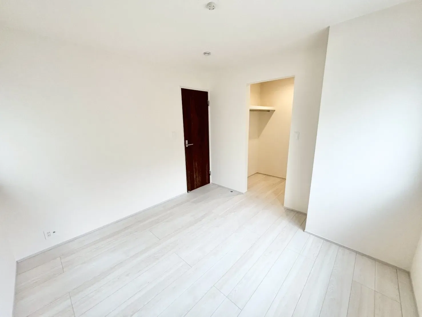 【洋室5.25帖 | 8号棟】