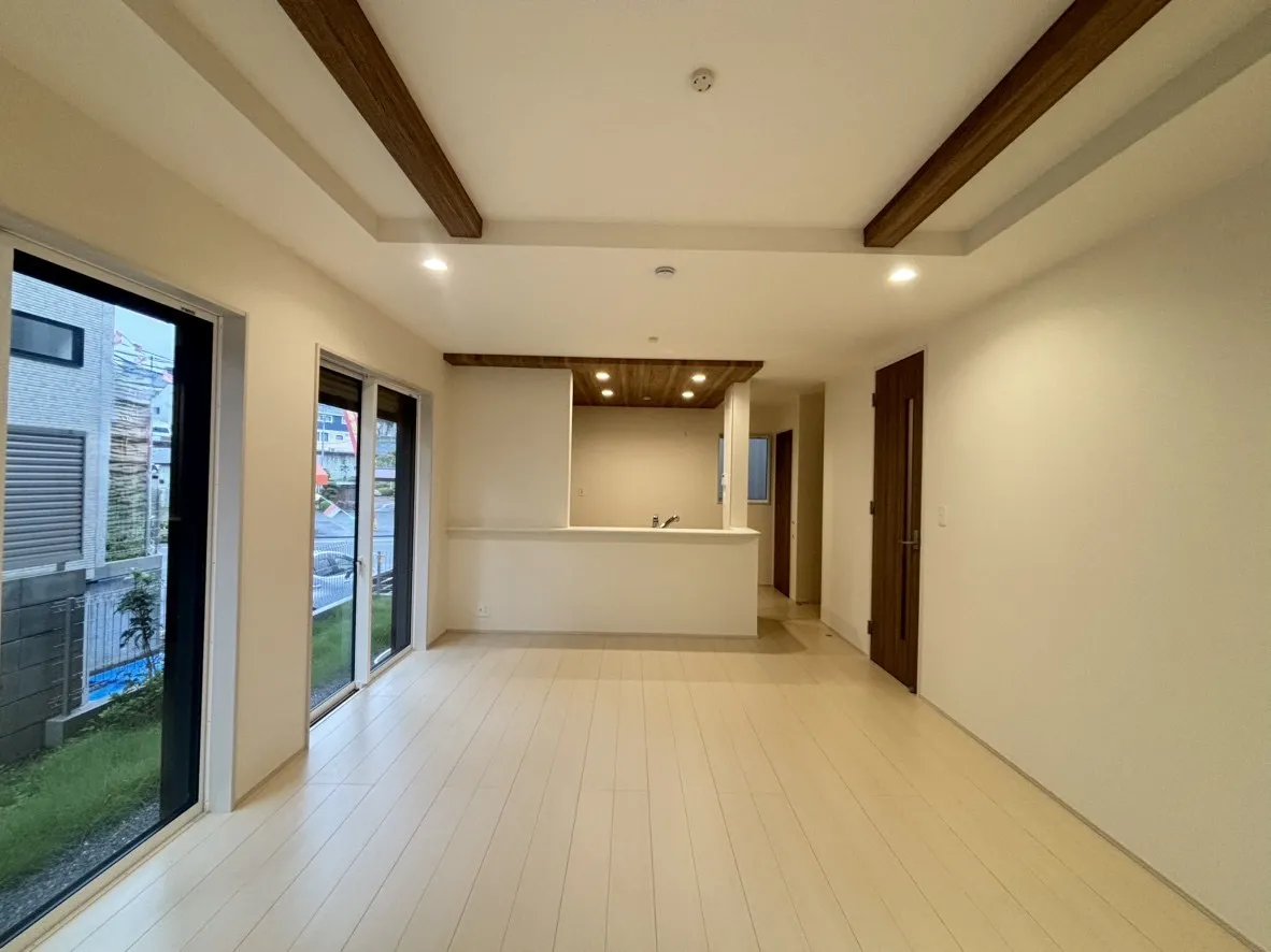 2号棟LDK16.0帖(2025年10月撮影)