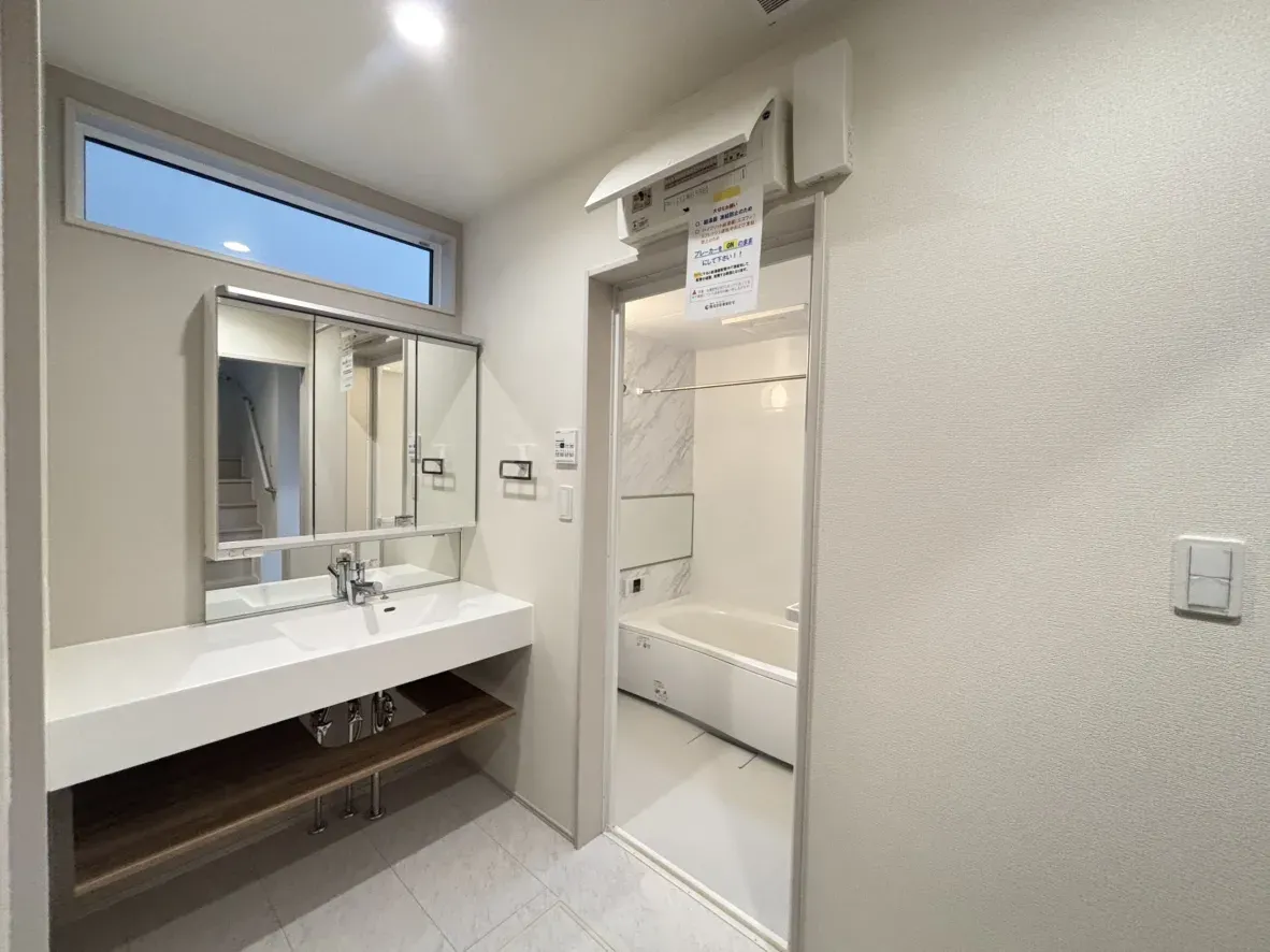 2号棟洗面台(2025年10月撮影)