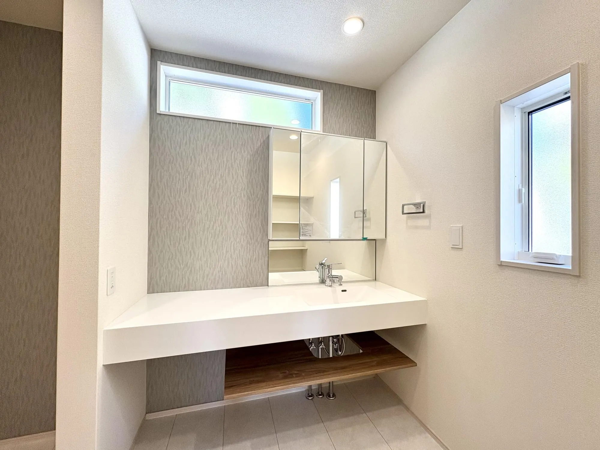 【1号棟 洗面所】