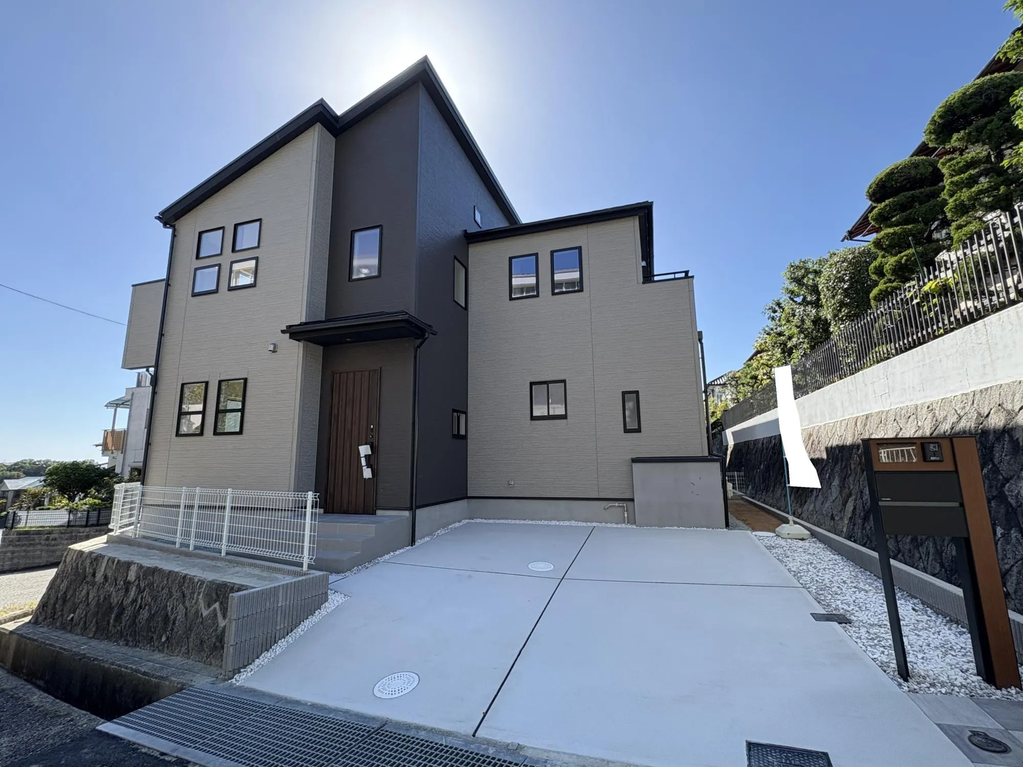 【1号棟 外観写真】