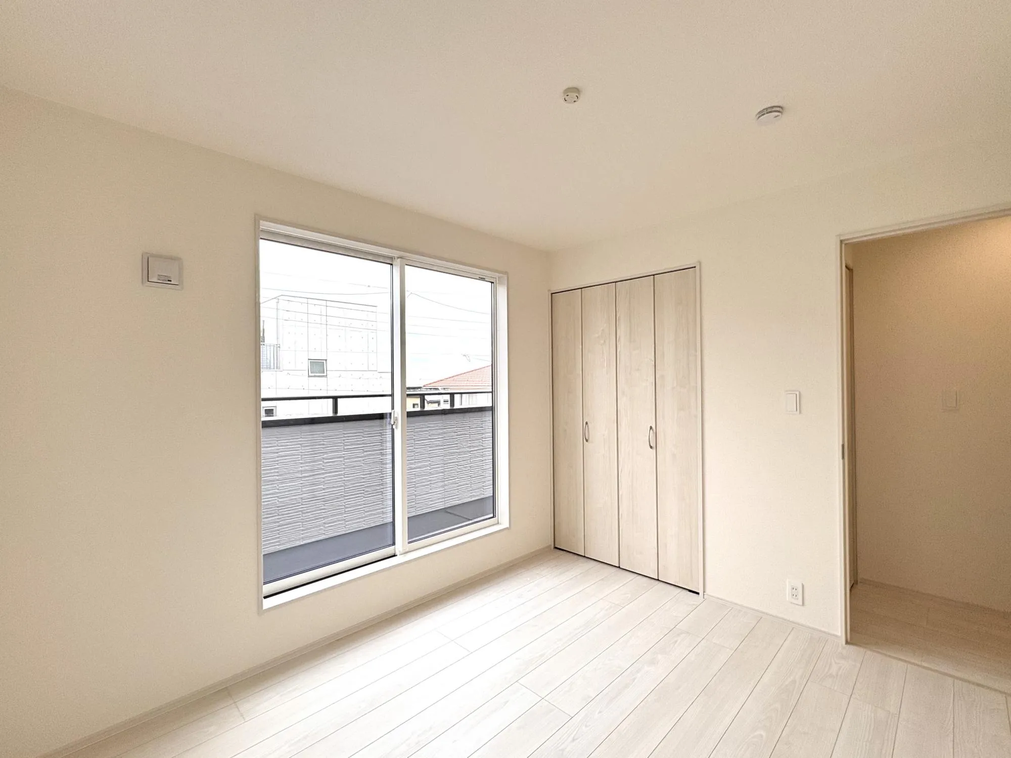 【2号棟 洋室(5.25帖)】