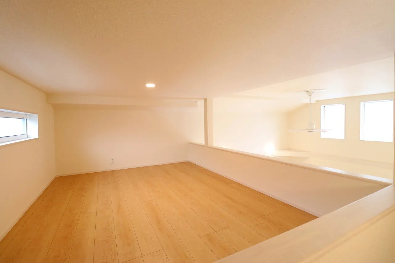 【2号棟ロフト】