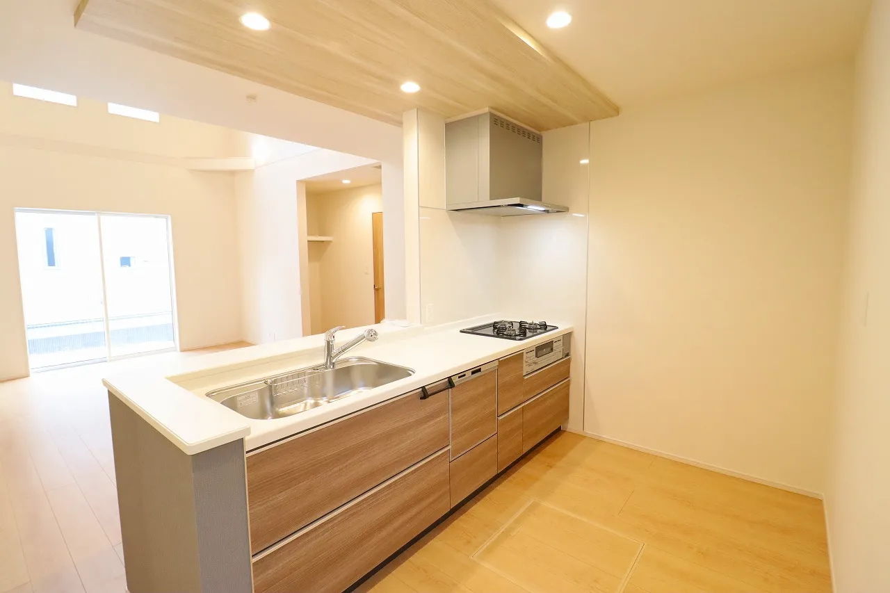 【2号棟キッチン】