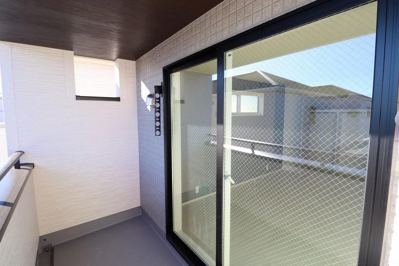 【7号棟インナーバルコニー】