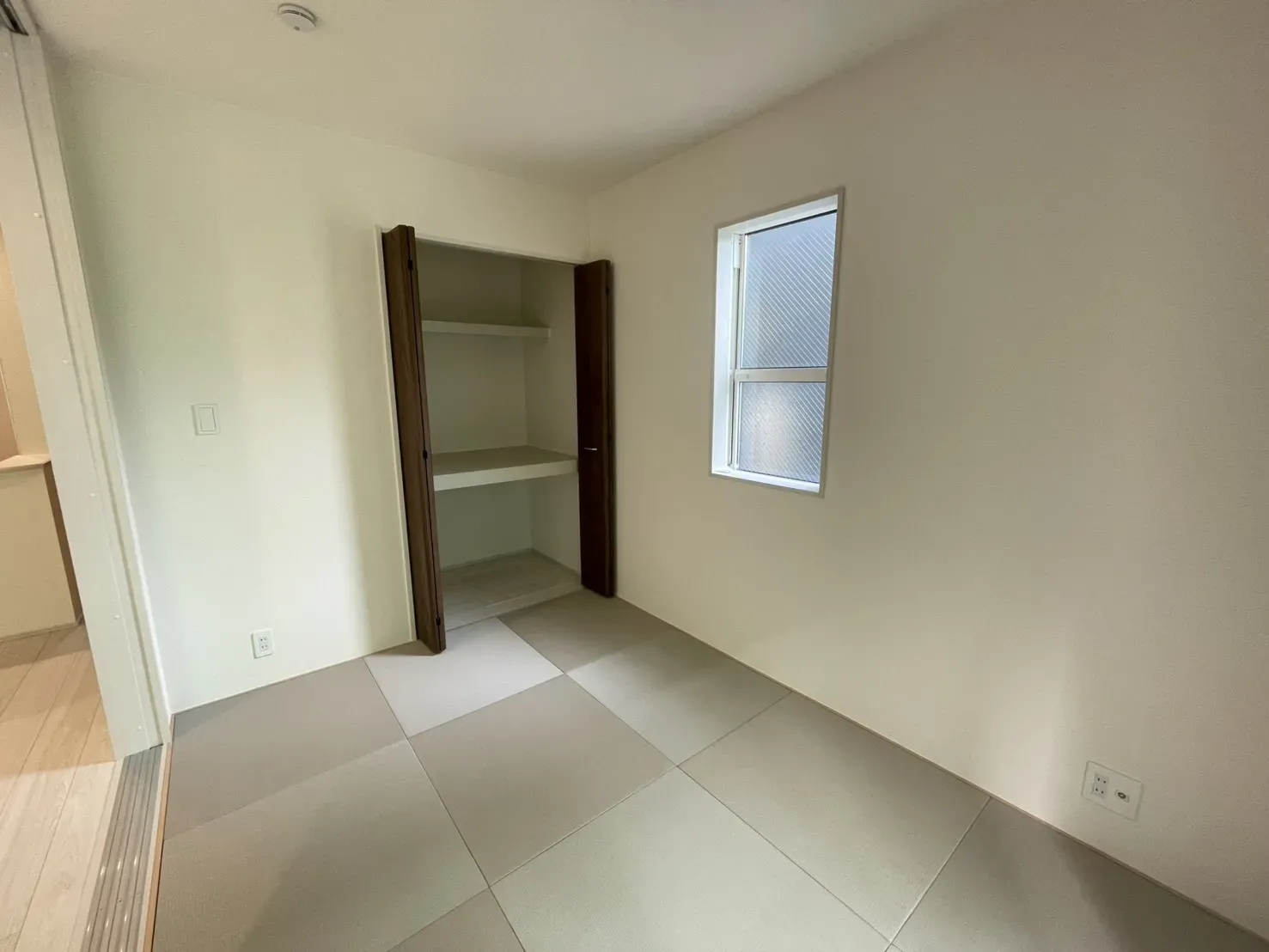 3号棟和室4.37帖(2025年11月撮影)