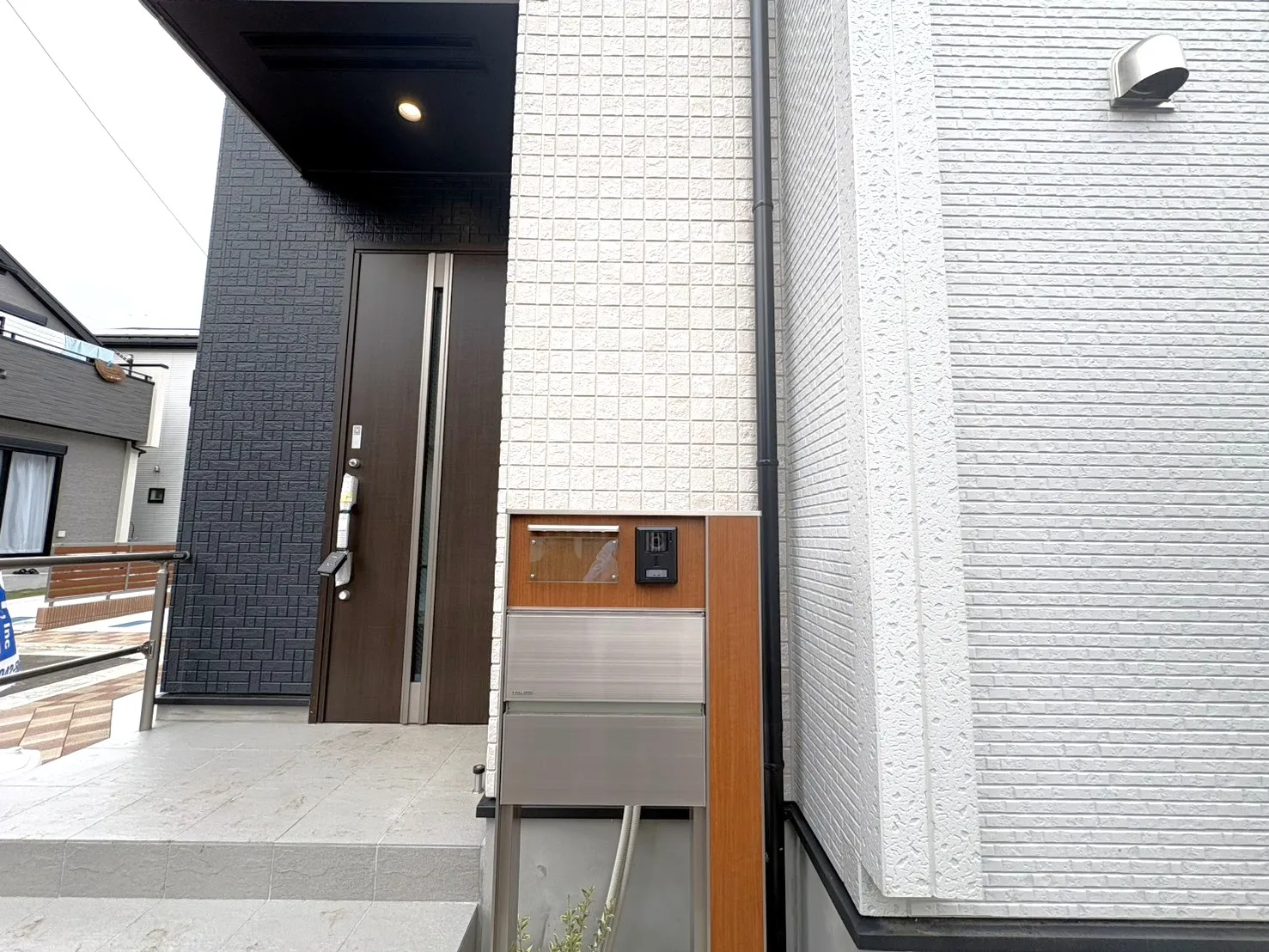 7号棟玄関(2026年4月撮影)
