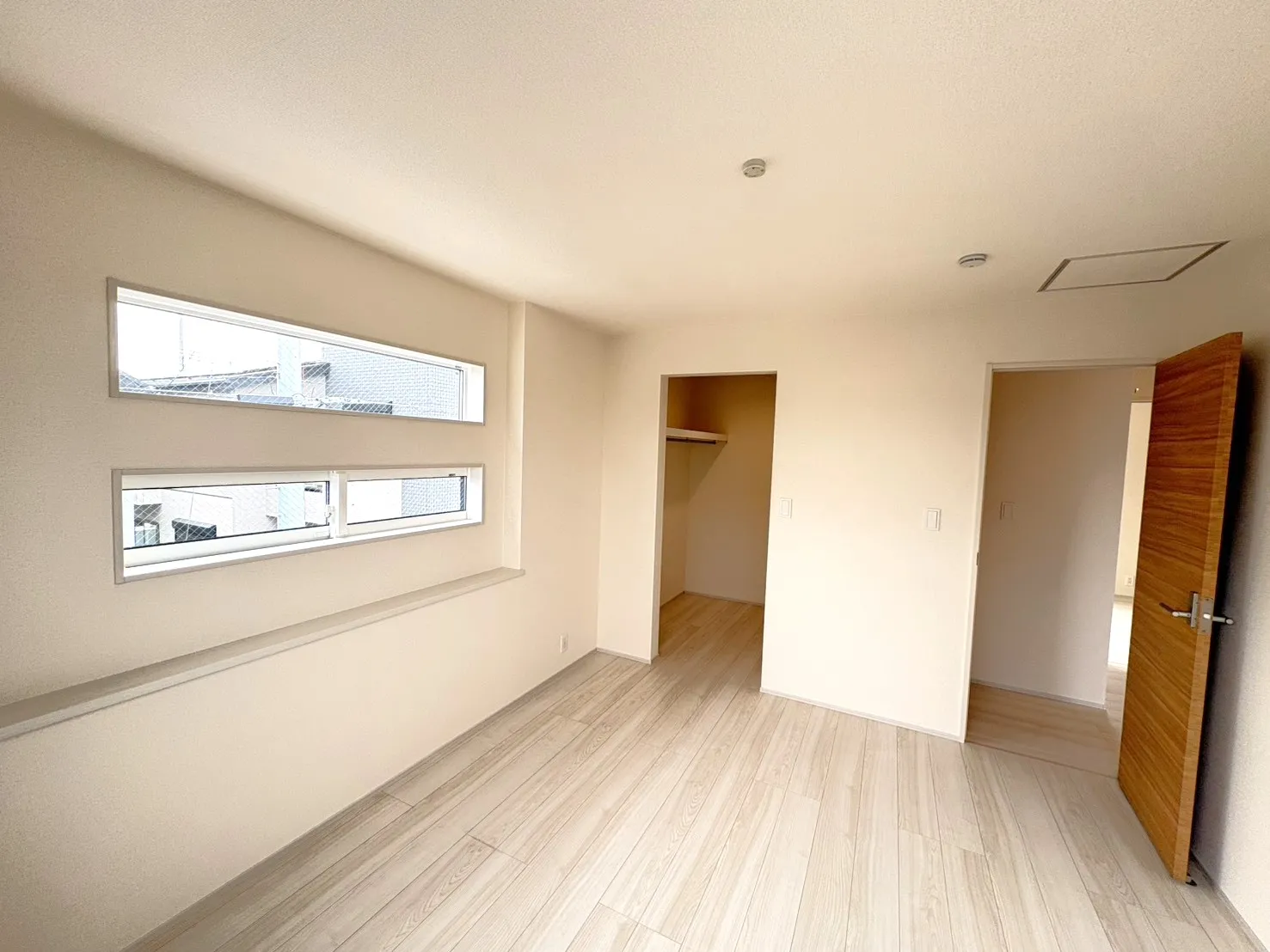 7号棟洋室7.2帖(2026年4月撮影)