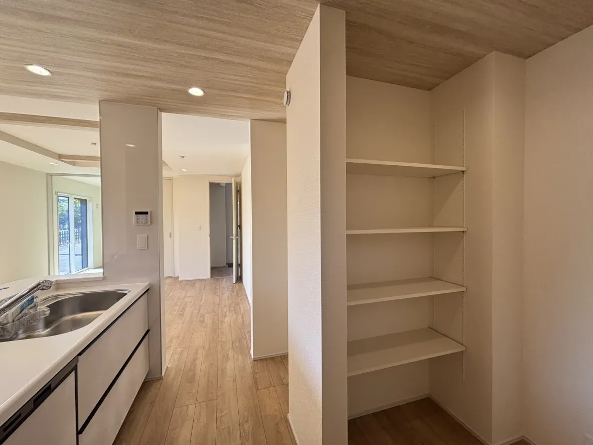 1号棟キッチン(2025年10月撮影)