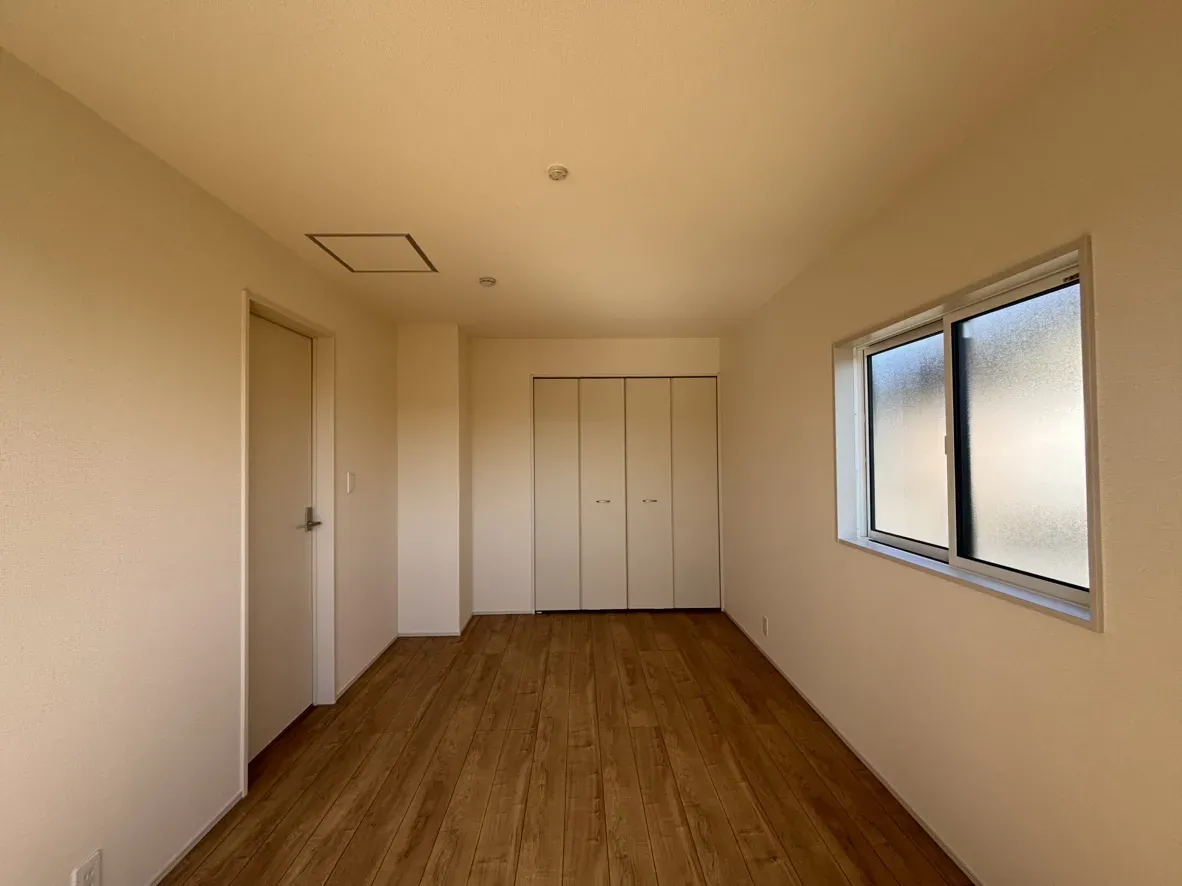 1号棟洋室7.37帖(2025年10月撮影)