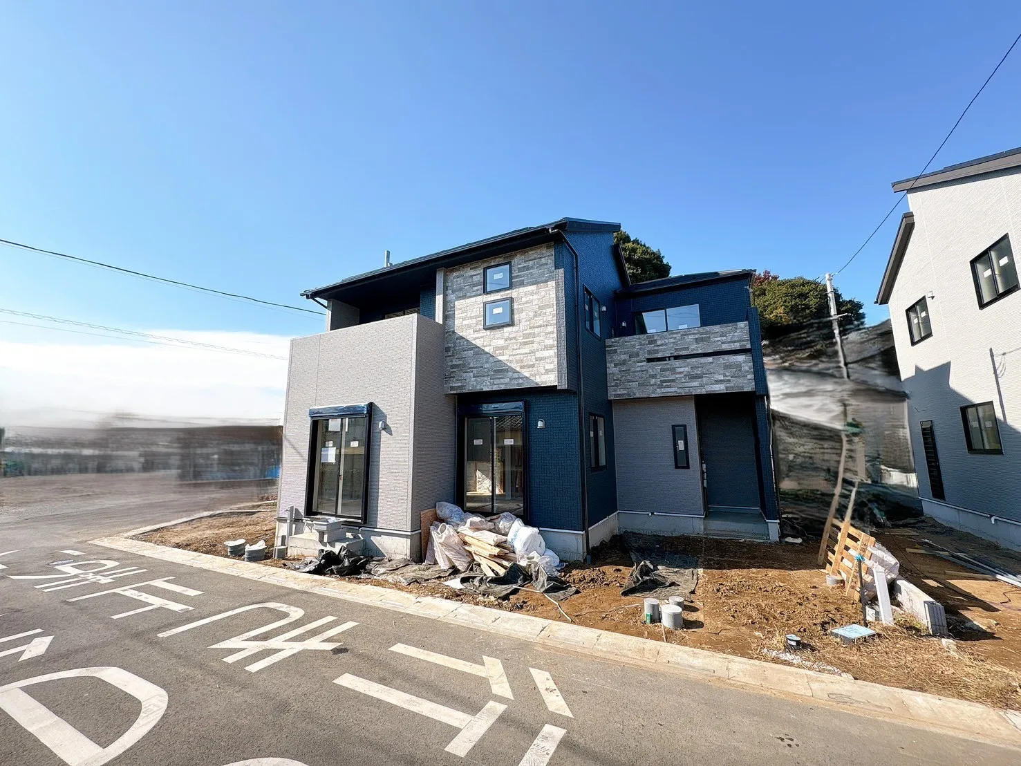 【販売現地】繰り返す地震に強い制震ダンパー導入♪