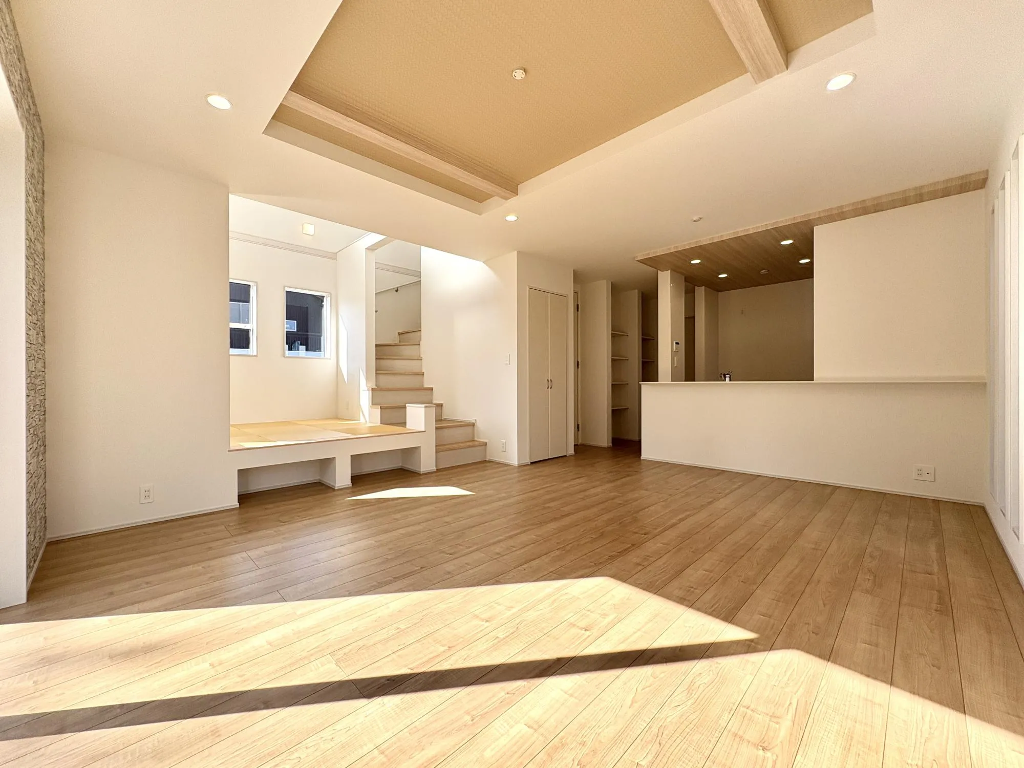 【9号棟/マルチスキップ含むLDK(21.5帖)】