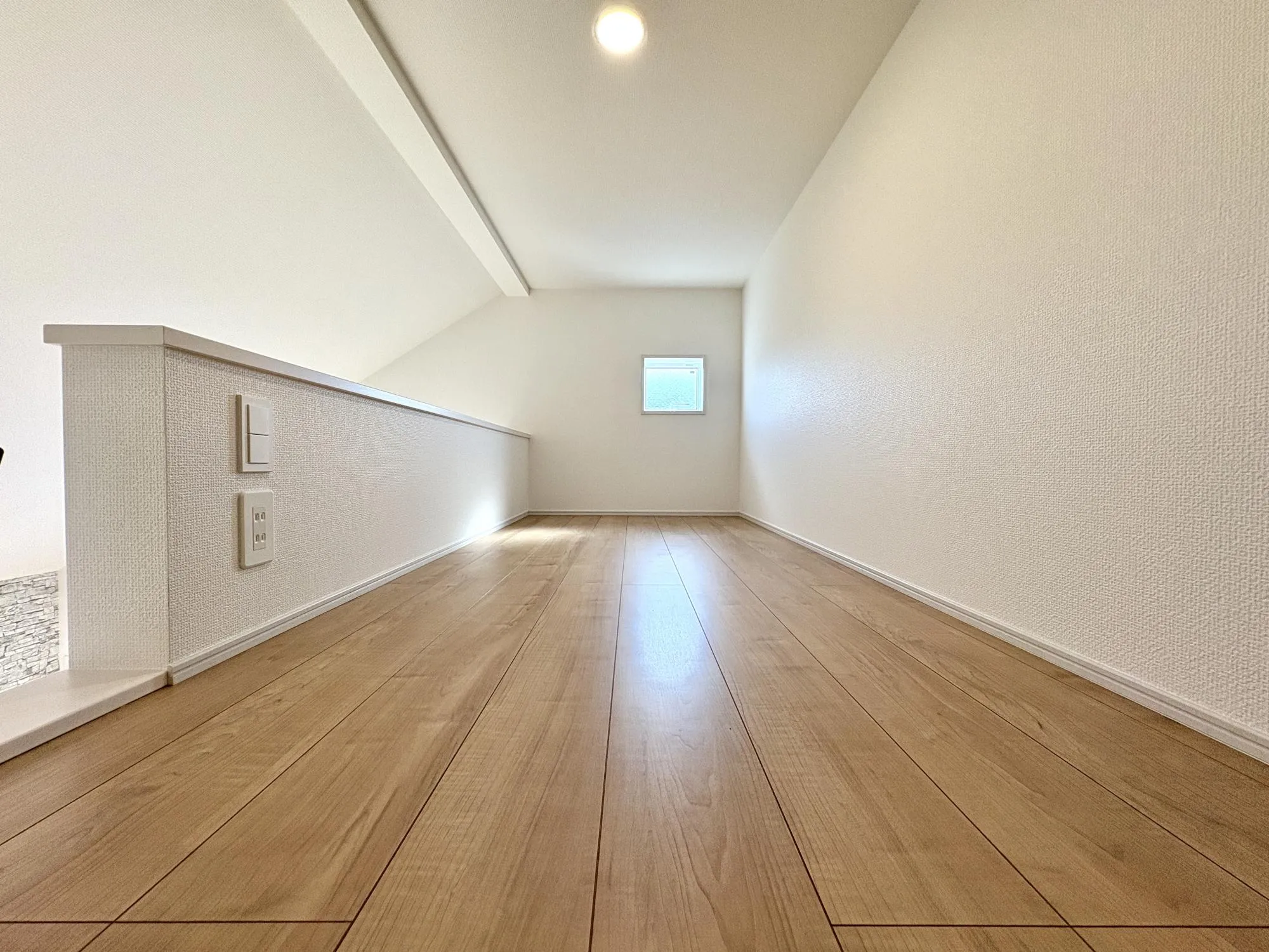 【9号棟/ロフト】