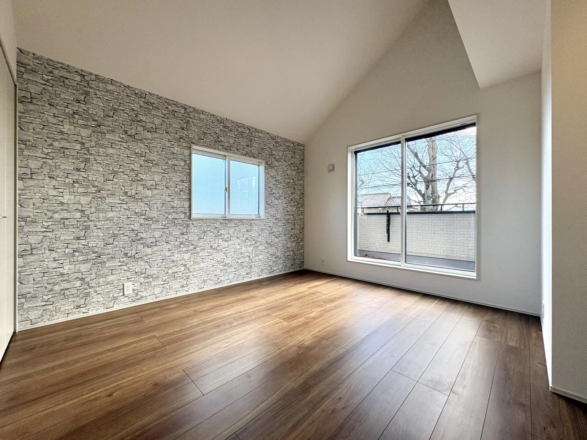 【18号棟/洋室(7.75帖)】