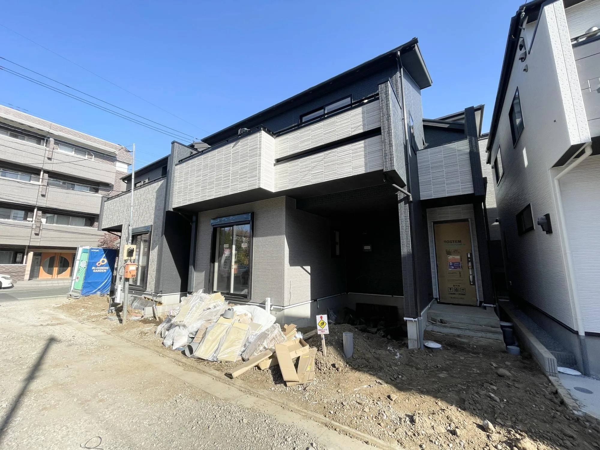 【販売現地】駅、商業施設、公共施設徒歩圏内♪