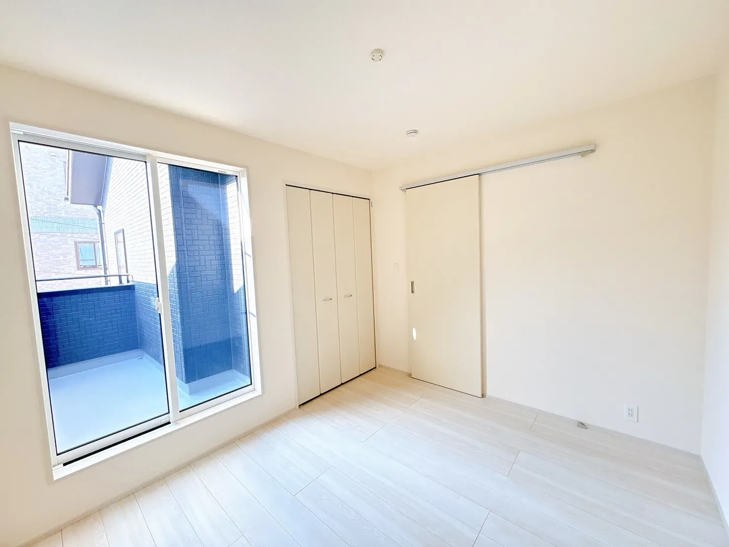 【洋室】使い勝手の良いサイズのお部屋です!