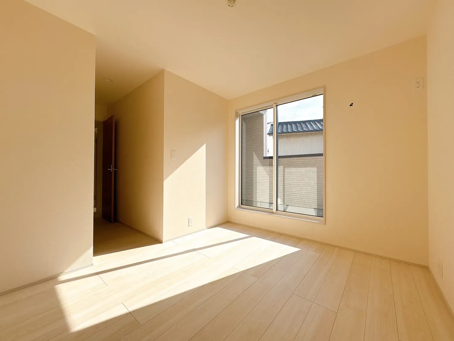 【洋室】使い勝手の良いサイズのお部屋です!