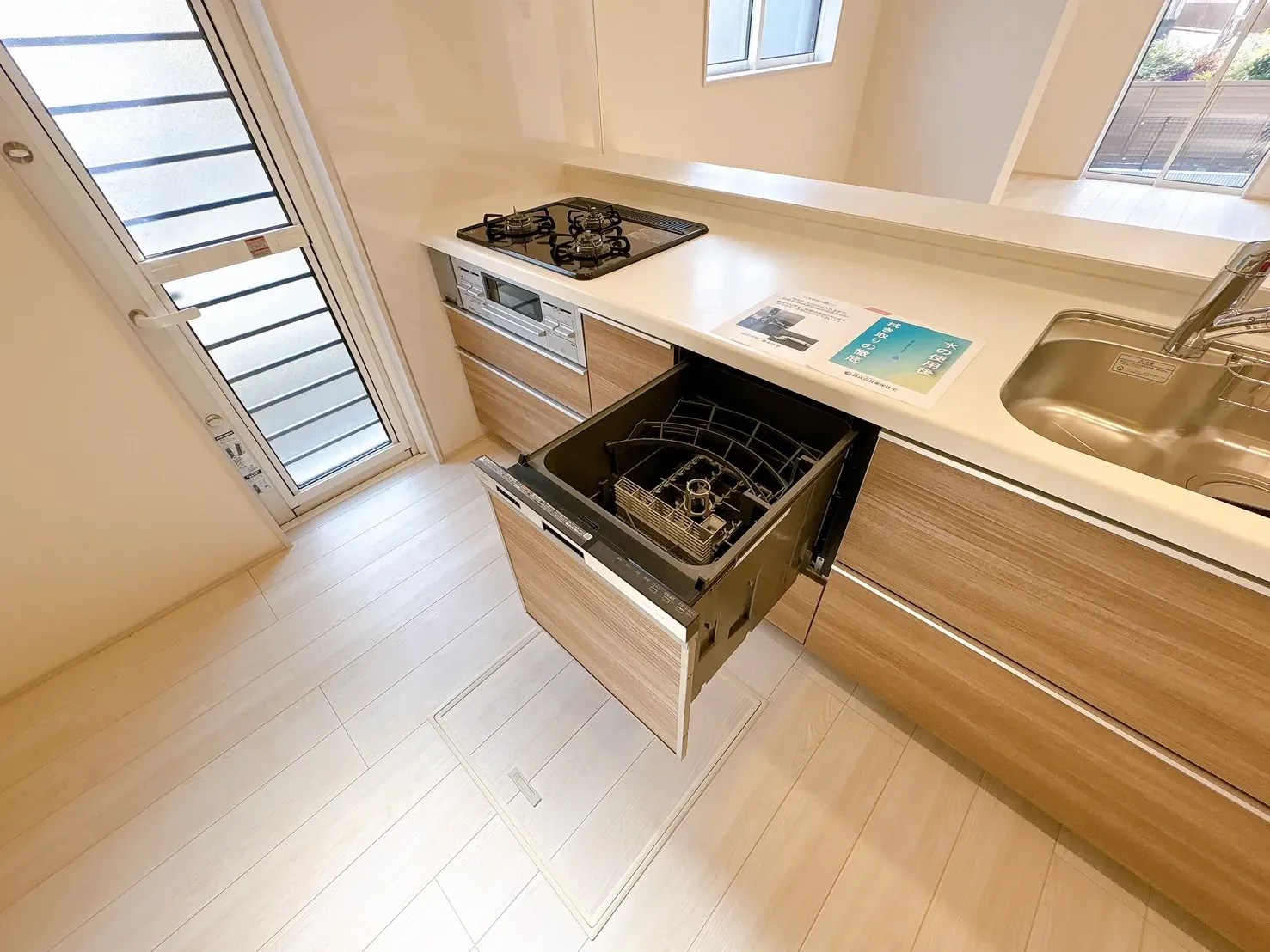 【食洗器】便利な乾燥機能付き♪