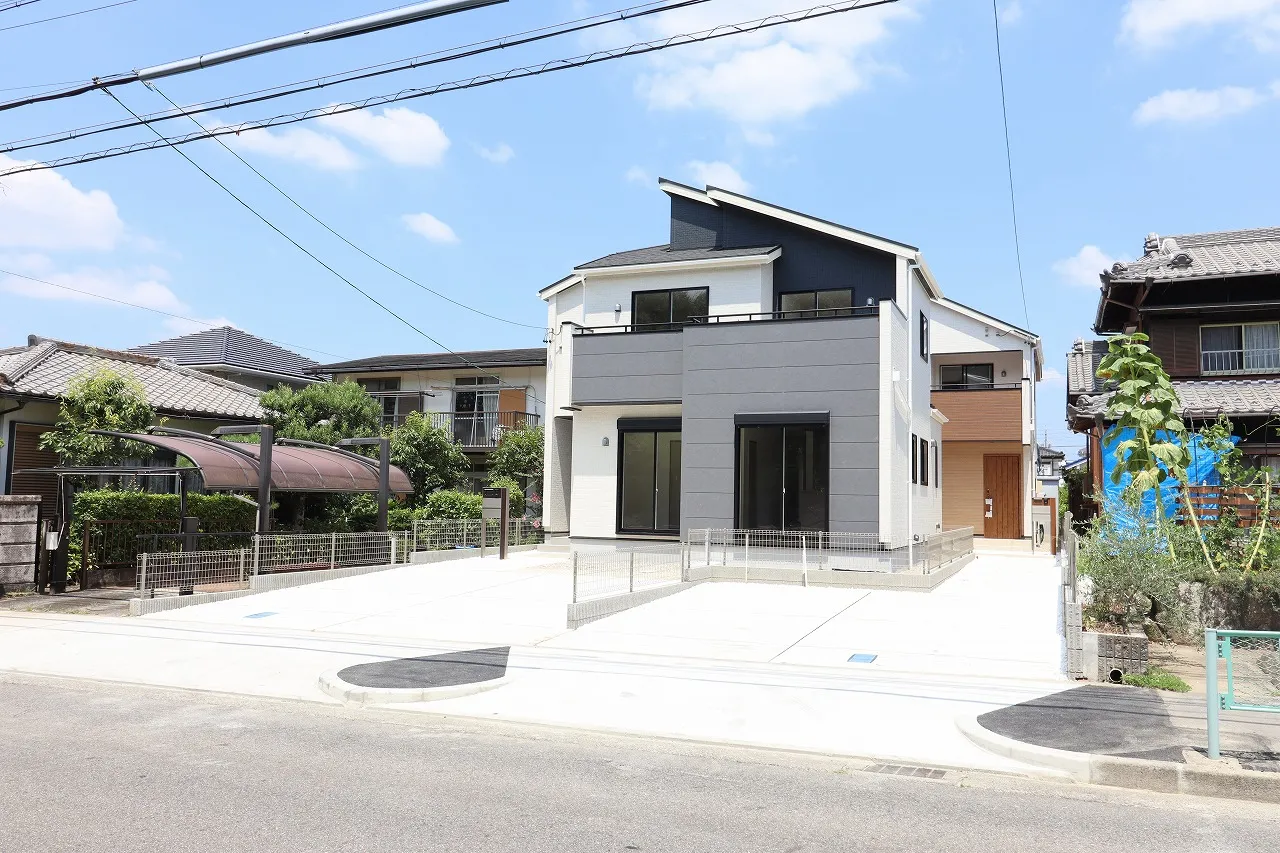 ①②号棟　外観写真