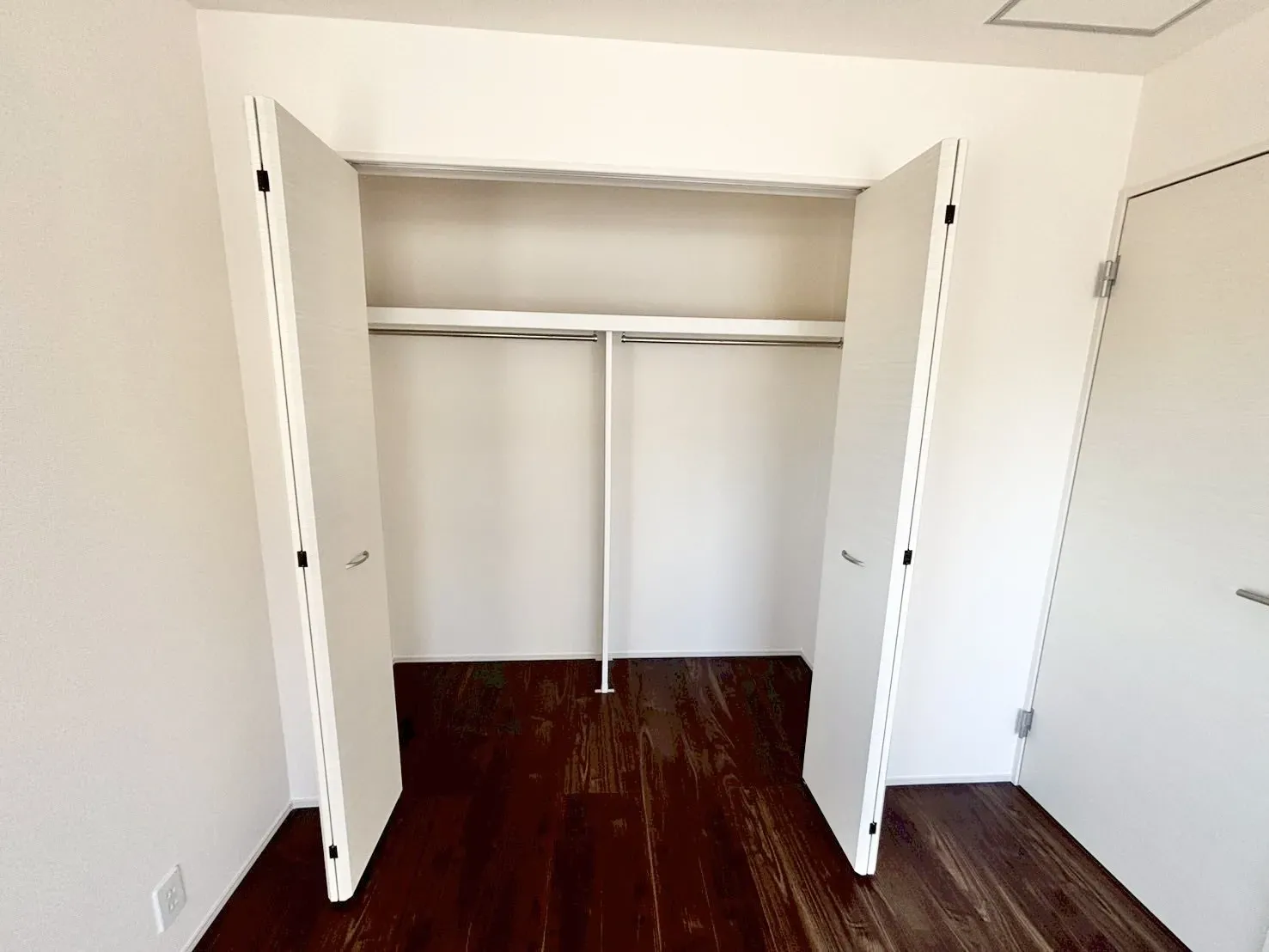 【クローゼット(洋室6.75帖) | 7号棟】