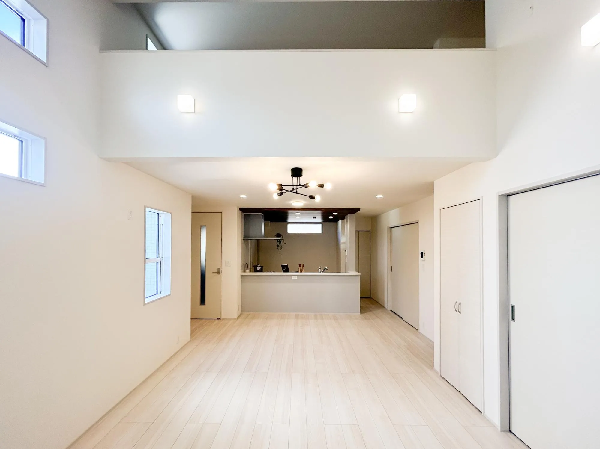 【ロフト付きリビング21.29帖】