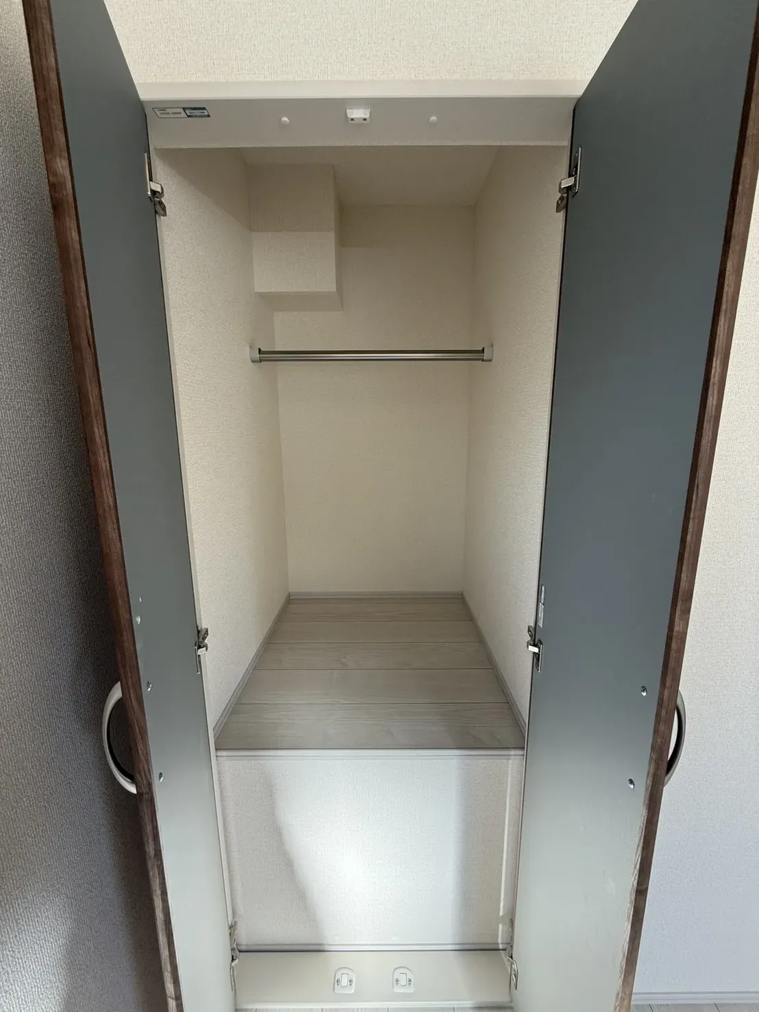 2階5.25帖洋室クローゼット