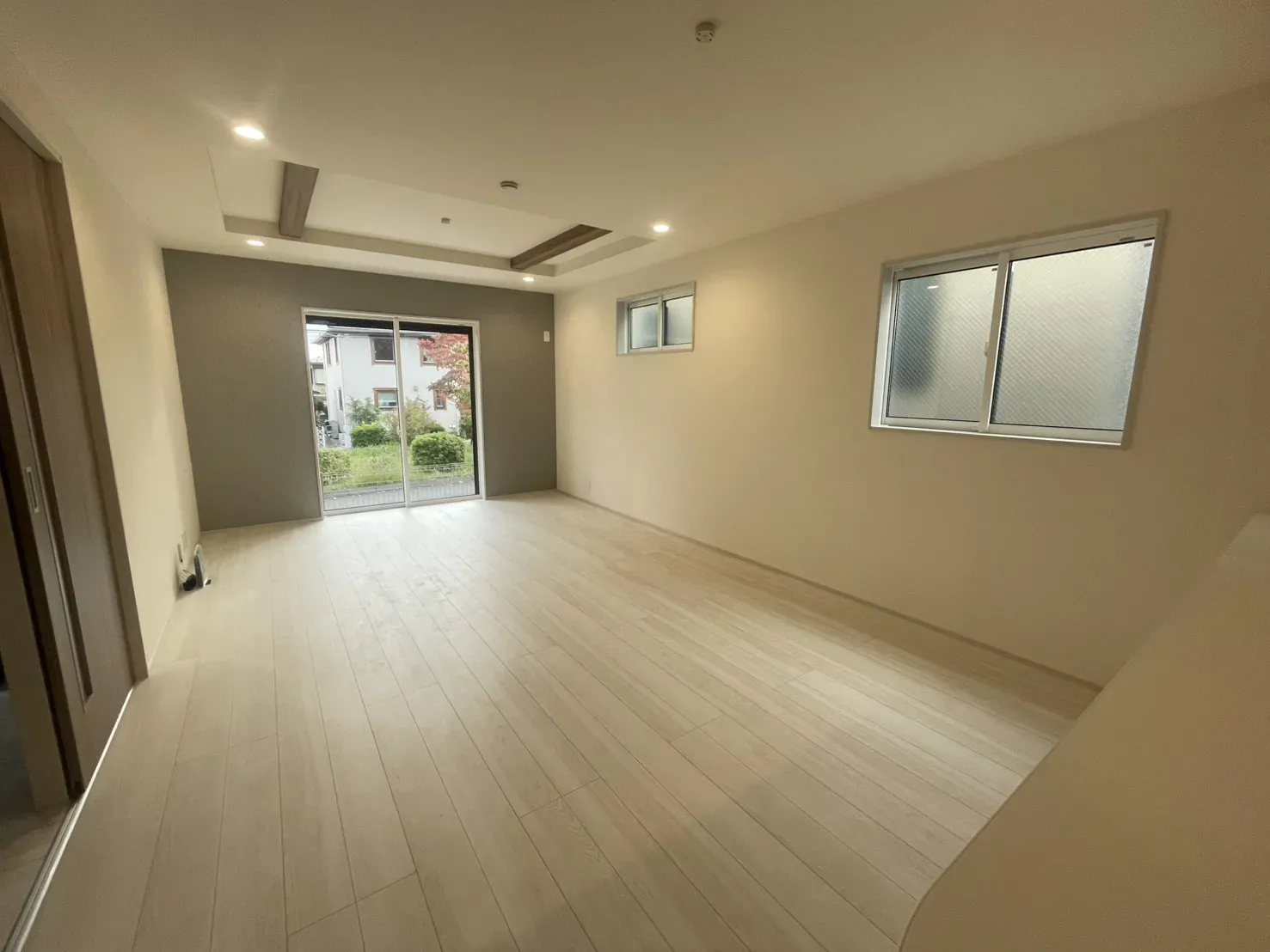 1号棟LDK19帖(2025年11月撮影)