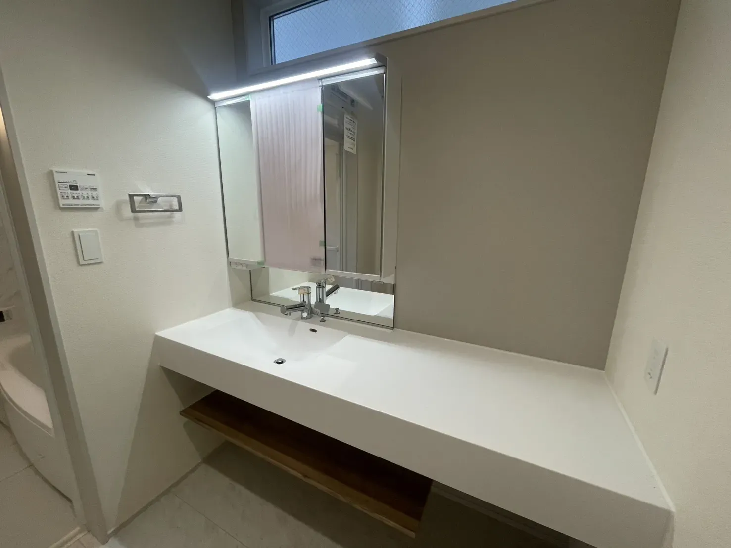 1号棟洗面台(2025年11月撮影)