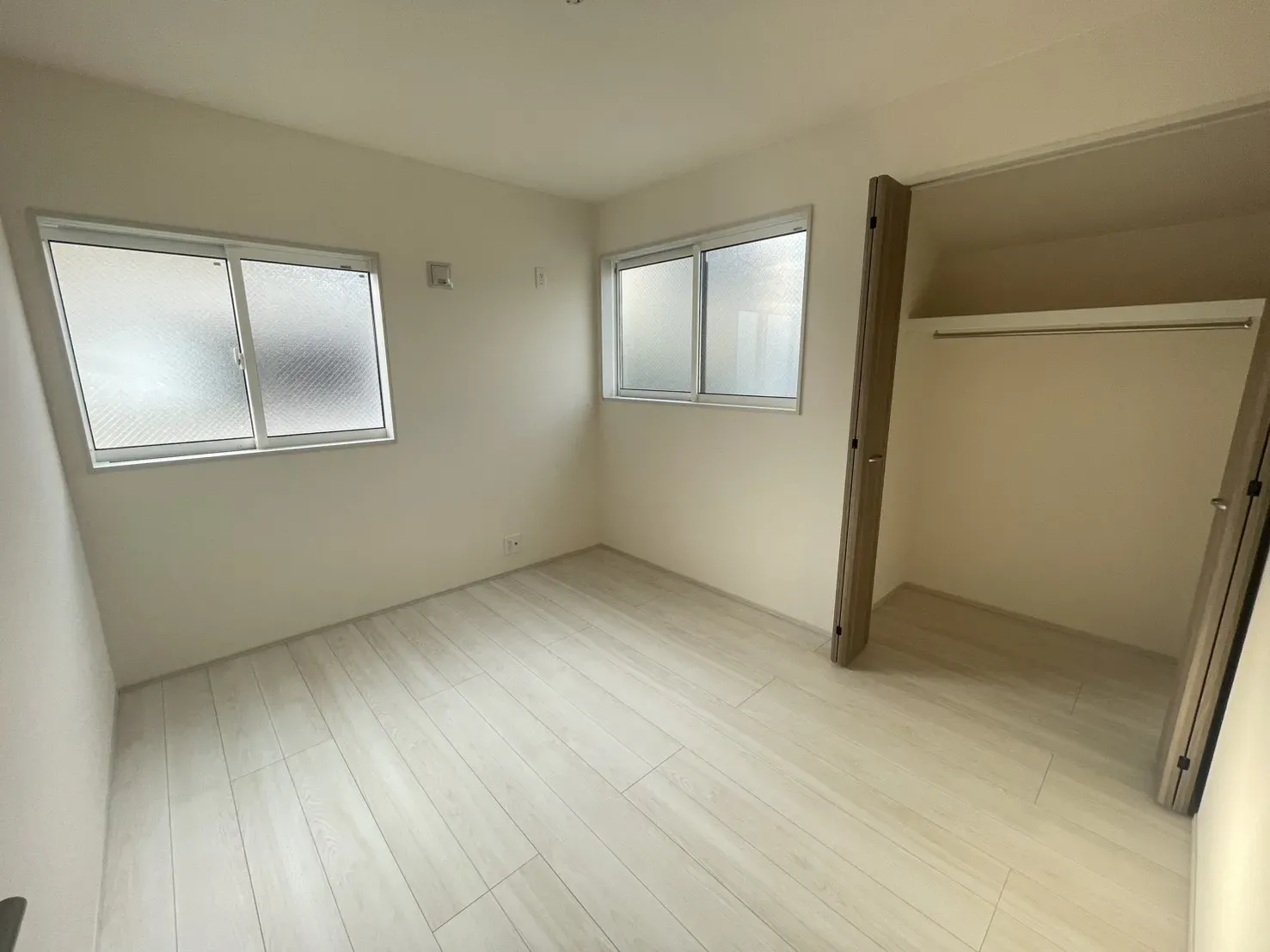 1号棟洋室5.25帖(2025年11月撮影)