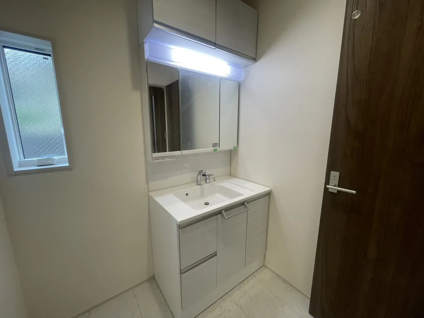 3号棟洗面台(2025年11月撮影)