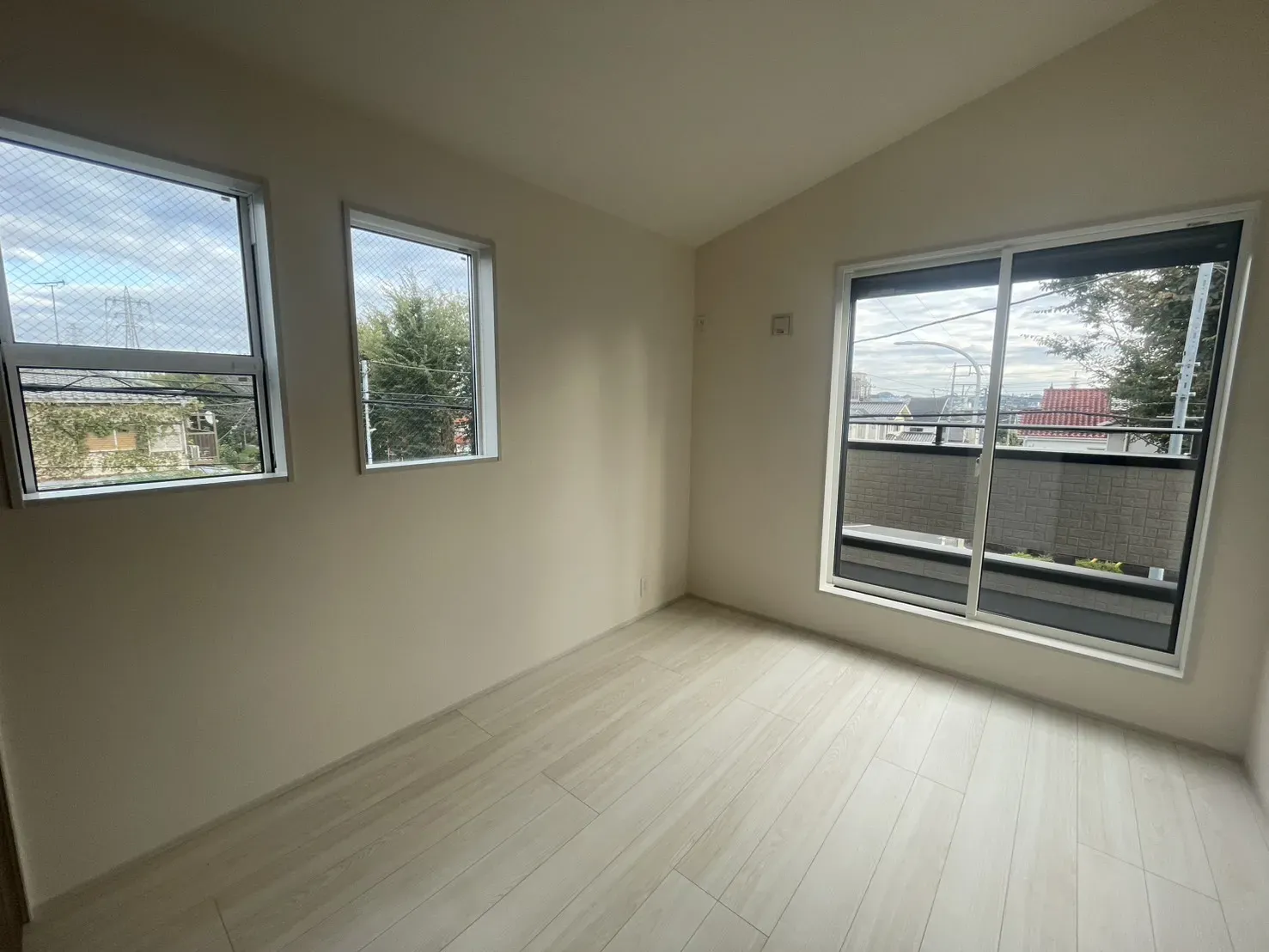 3号棟洋室5.25帖(2025年11月撮影)