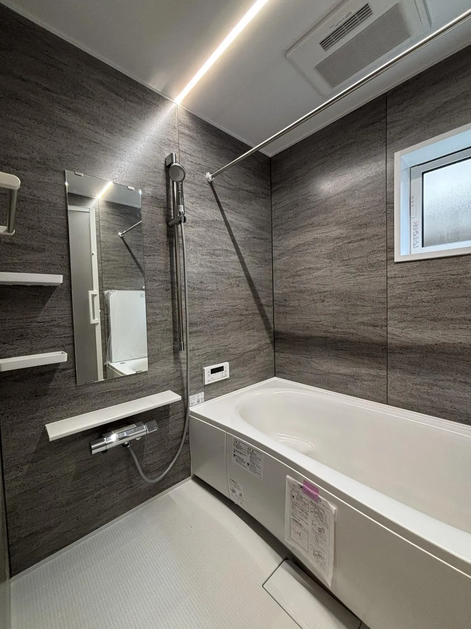 1号棟　1坪　浴室