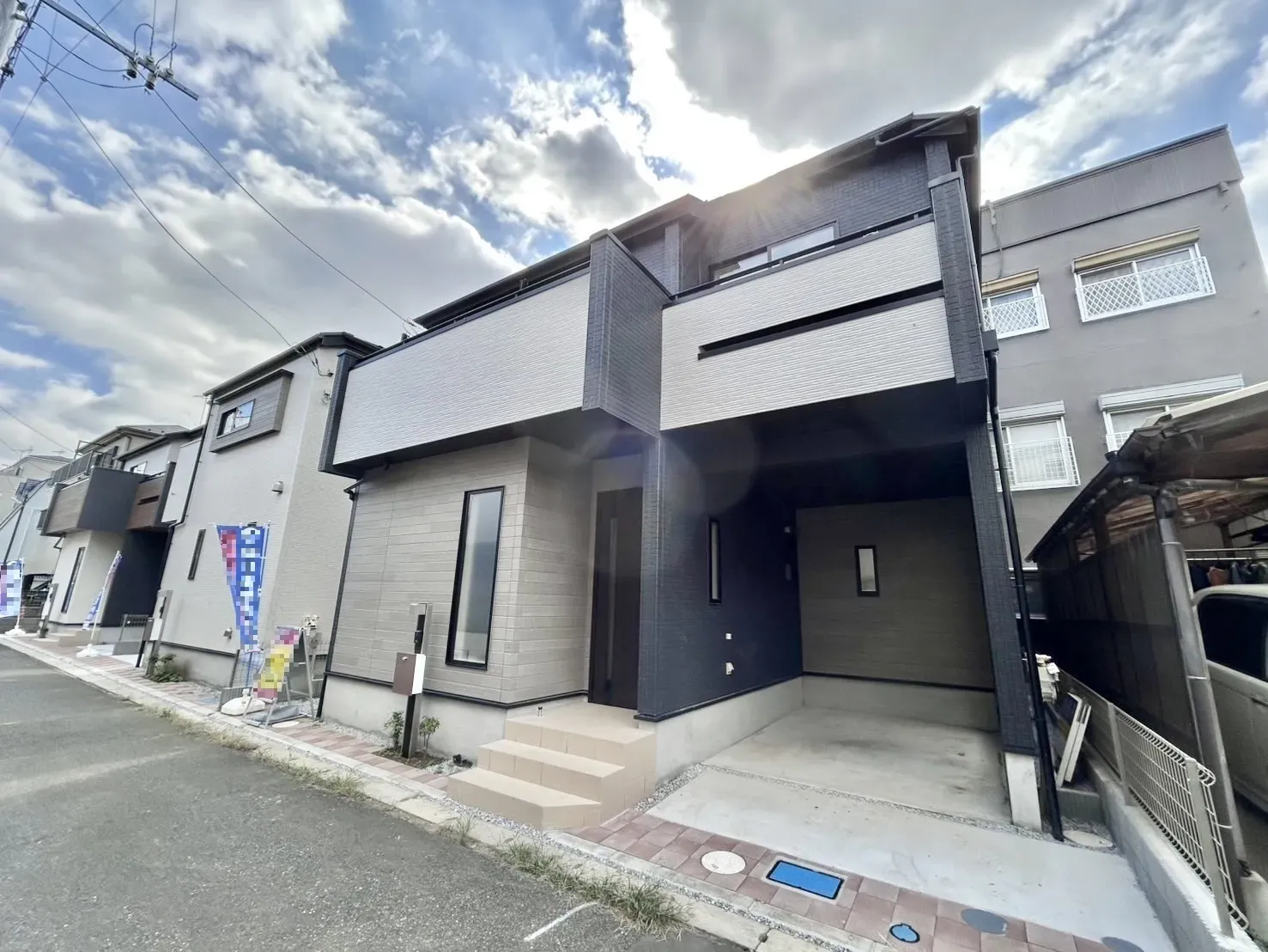 【2号棟外観①】