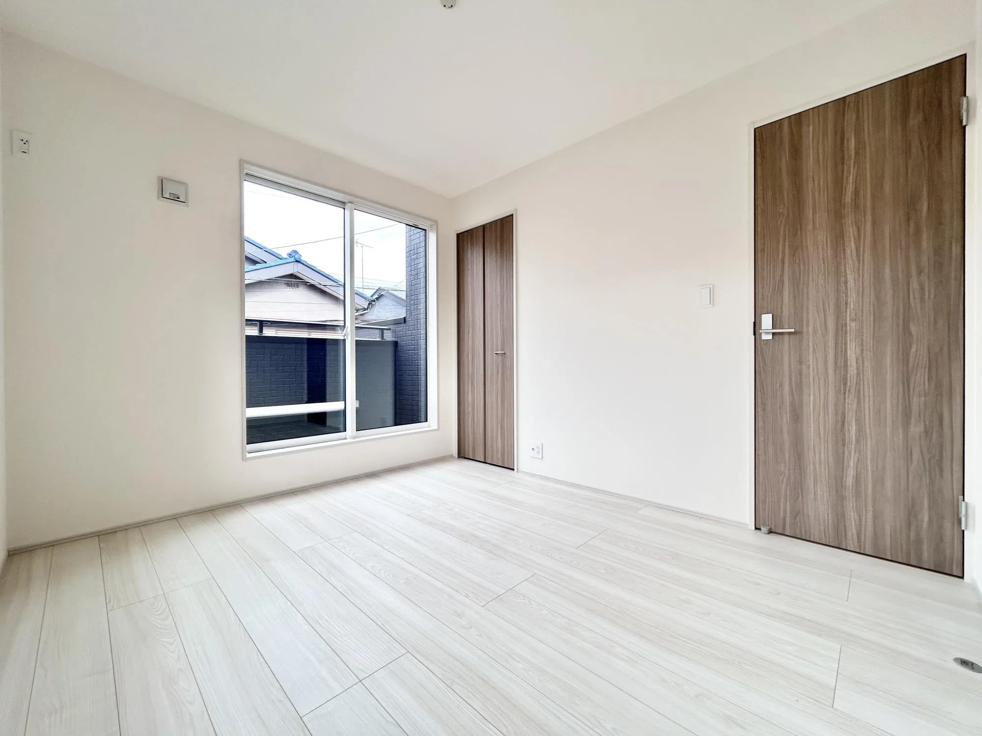 【2号棟洋室①】5.25帖