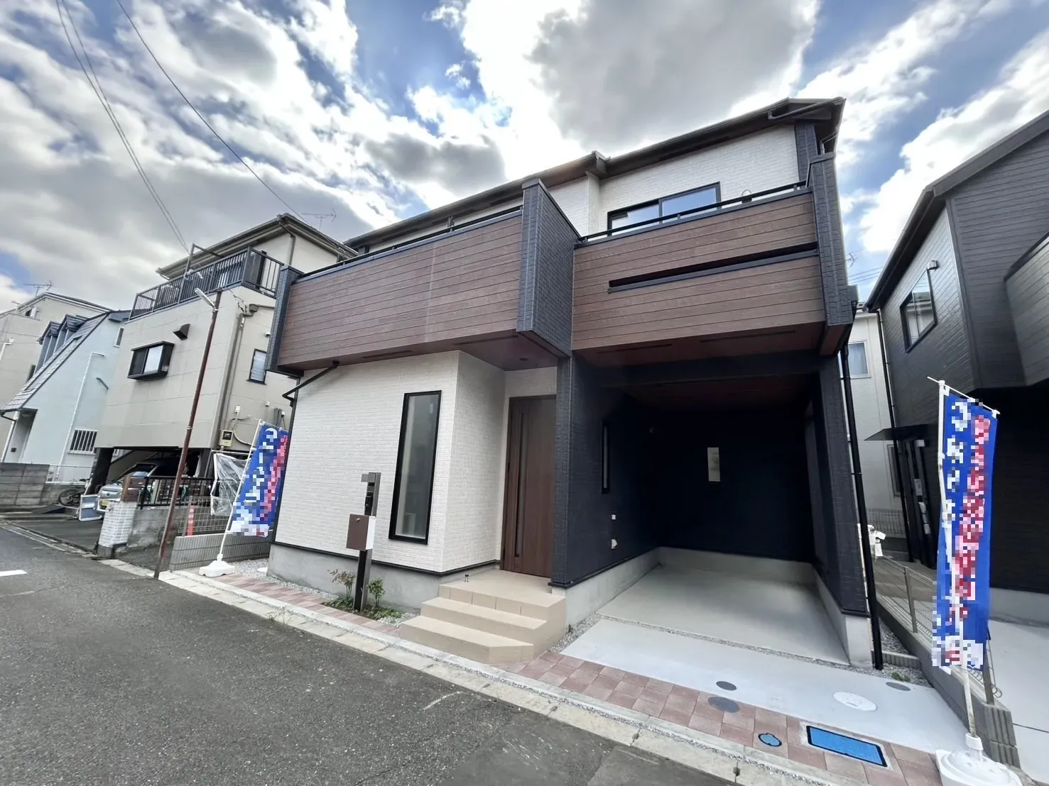 【4号棟外観①】