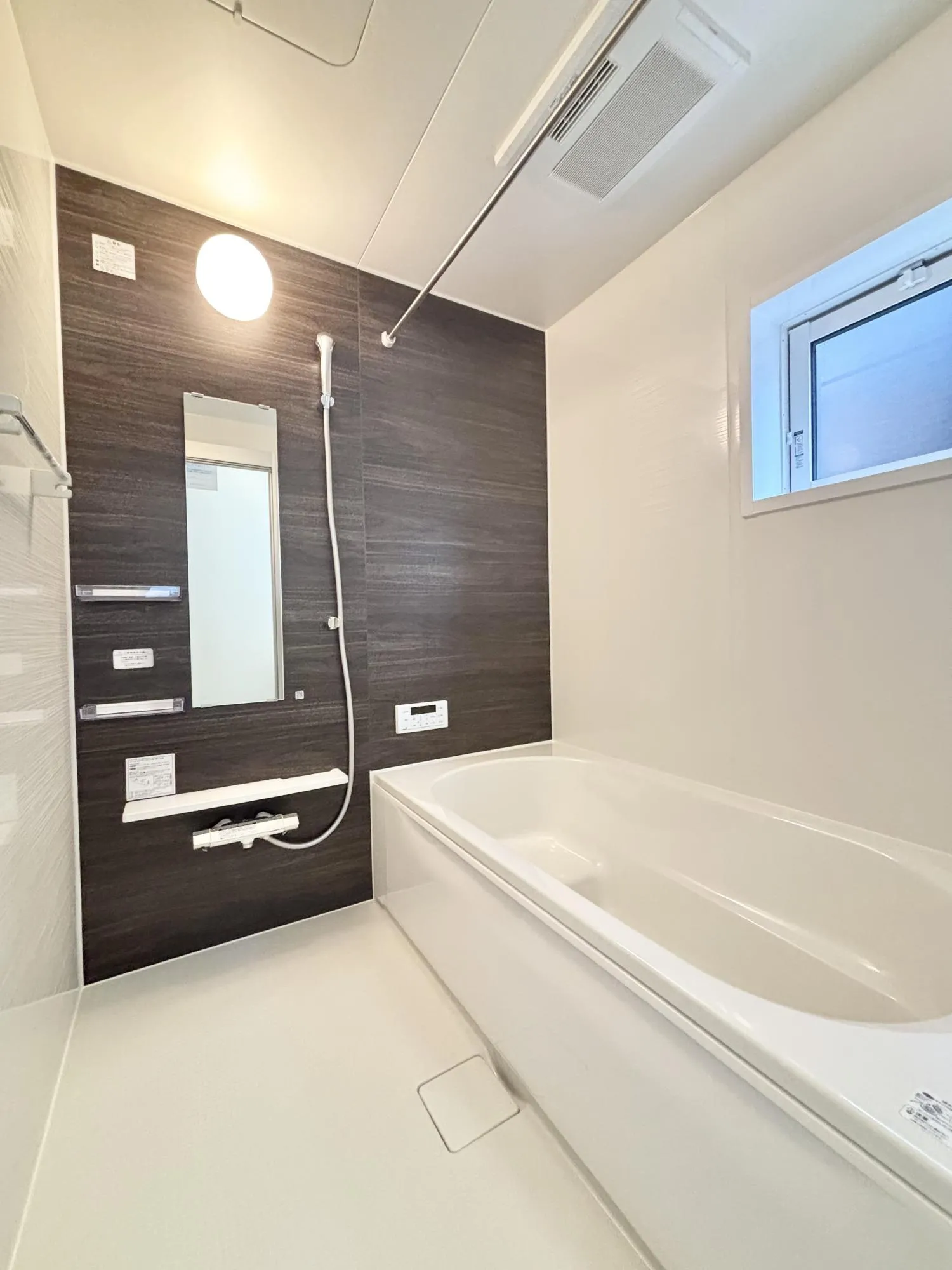 【4号棟浴室】