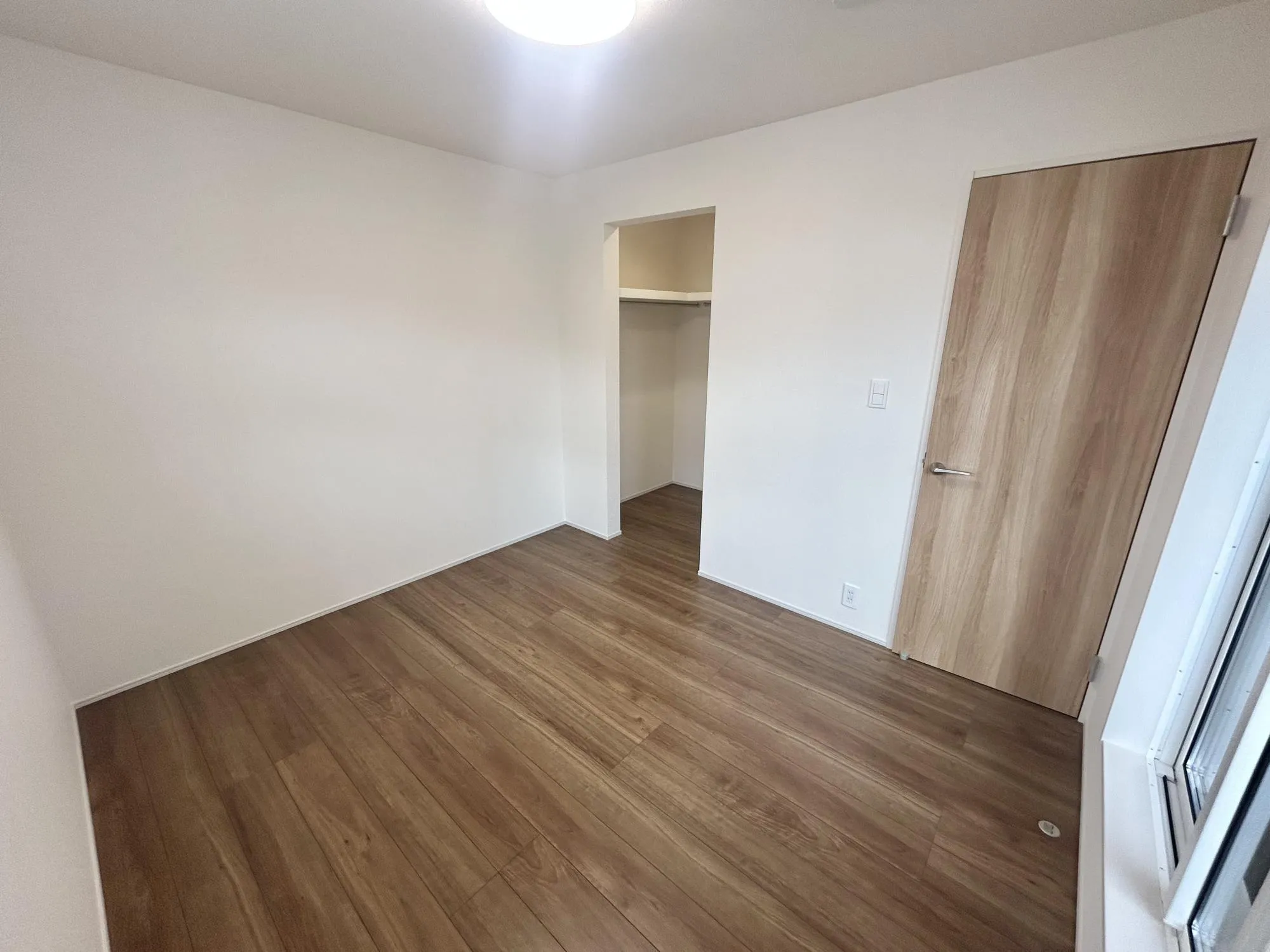 2号棟 全居室収納付きで荷物が多いご家族やお子様のお洋服等の収納も安心◎