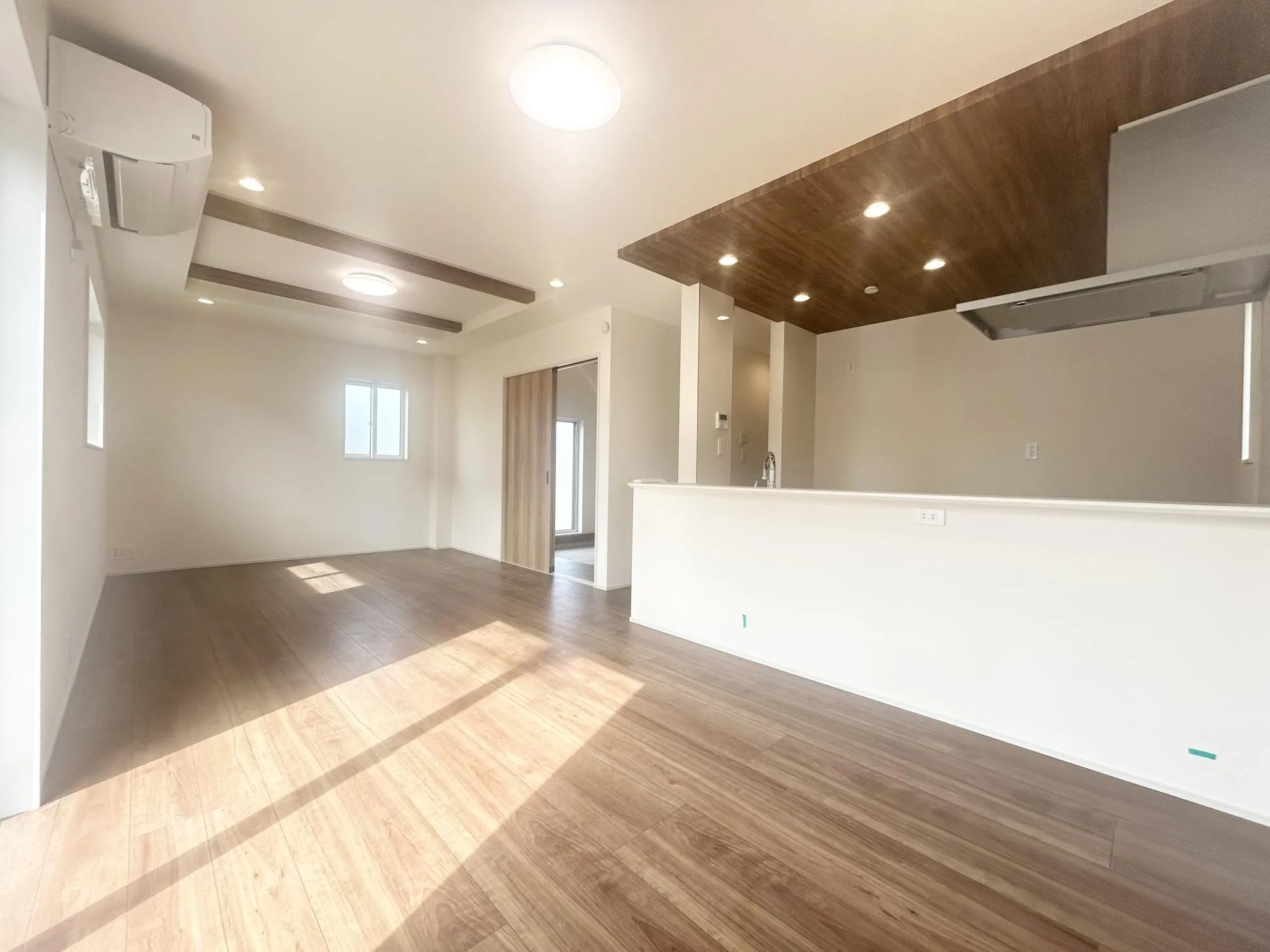 2号棟 LDKには床暖房を完備しており、冬の寒い日にも快適にお過ごしいただけます◎