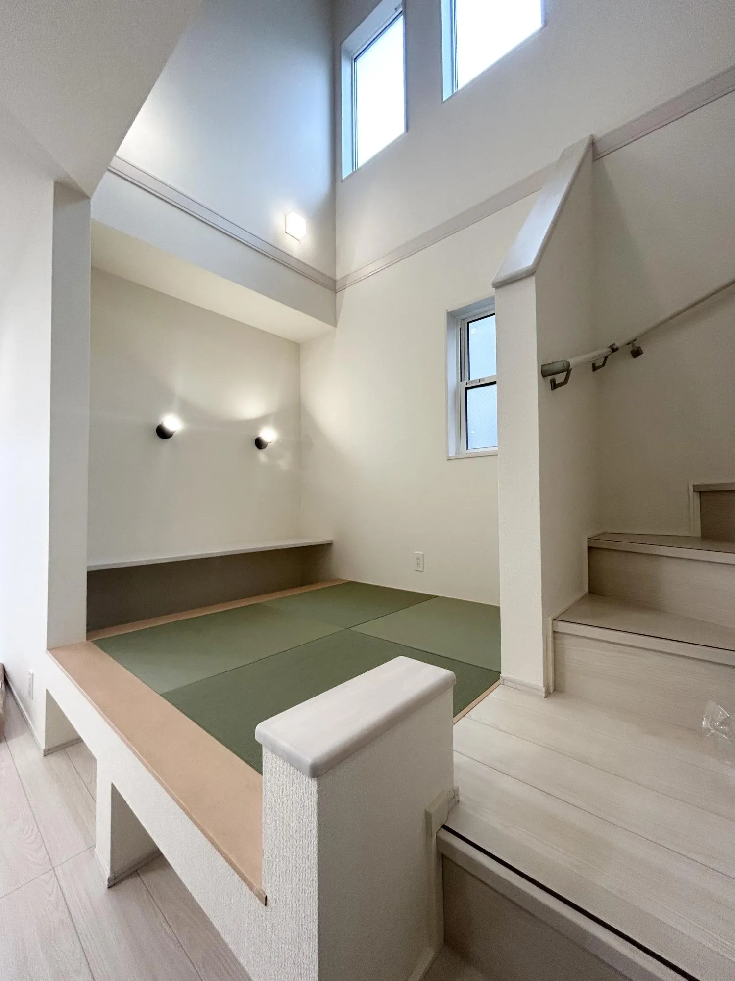 LDKに隣接したマルチスキップはカウンターもあるのでテレワークや、お子様の勉強を見てあげるのに便利です◎