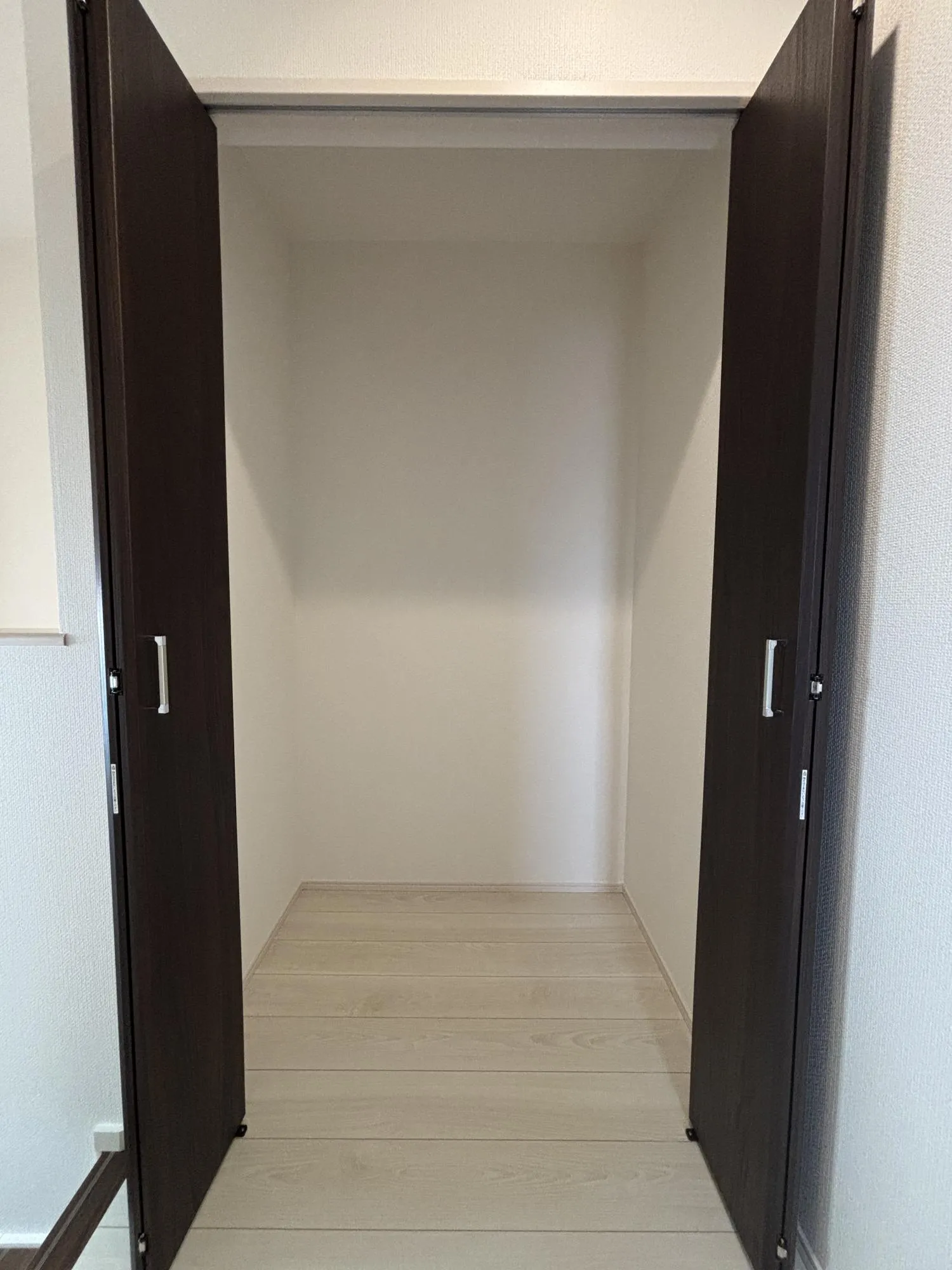 2階廊下収納⑵(3号棟)