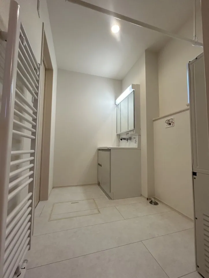 ②号棟内観写真