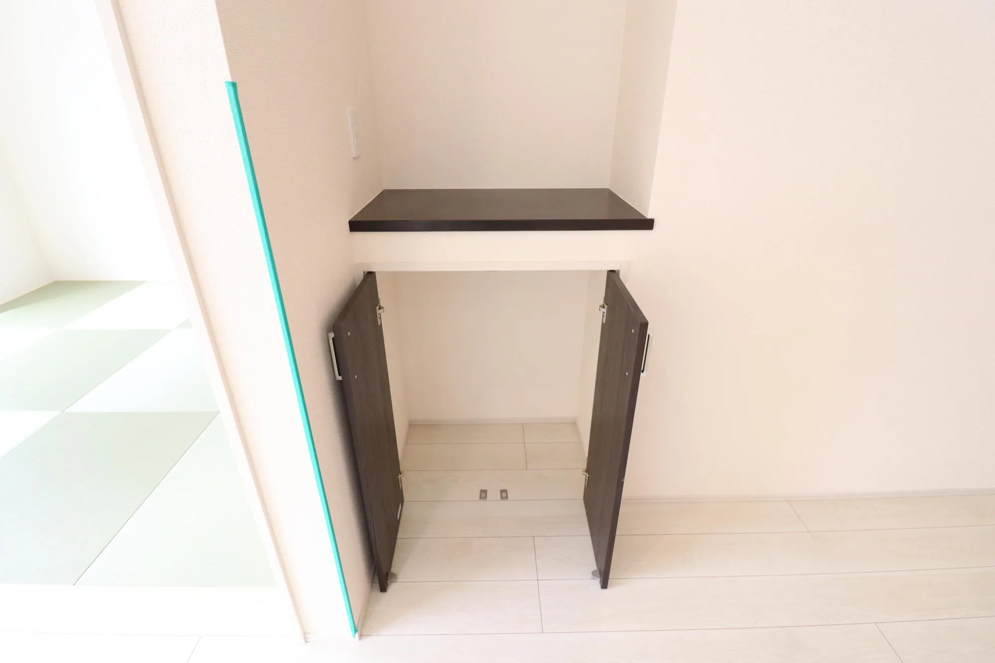 【2号棟】LDK収納・カウンター