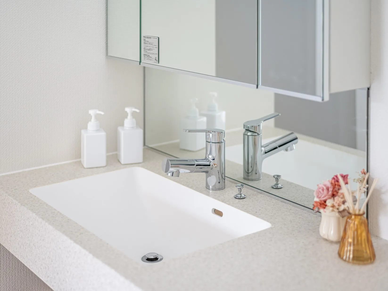 【イメージ写真】1号棟洗面所・スマートサニタリーU