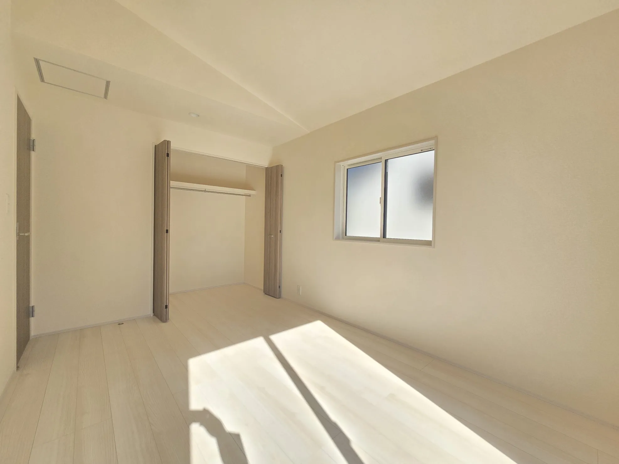 1号棟　洋室　R7.11.22