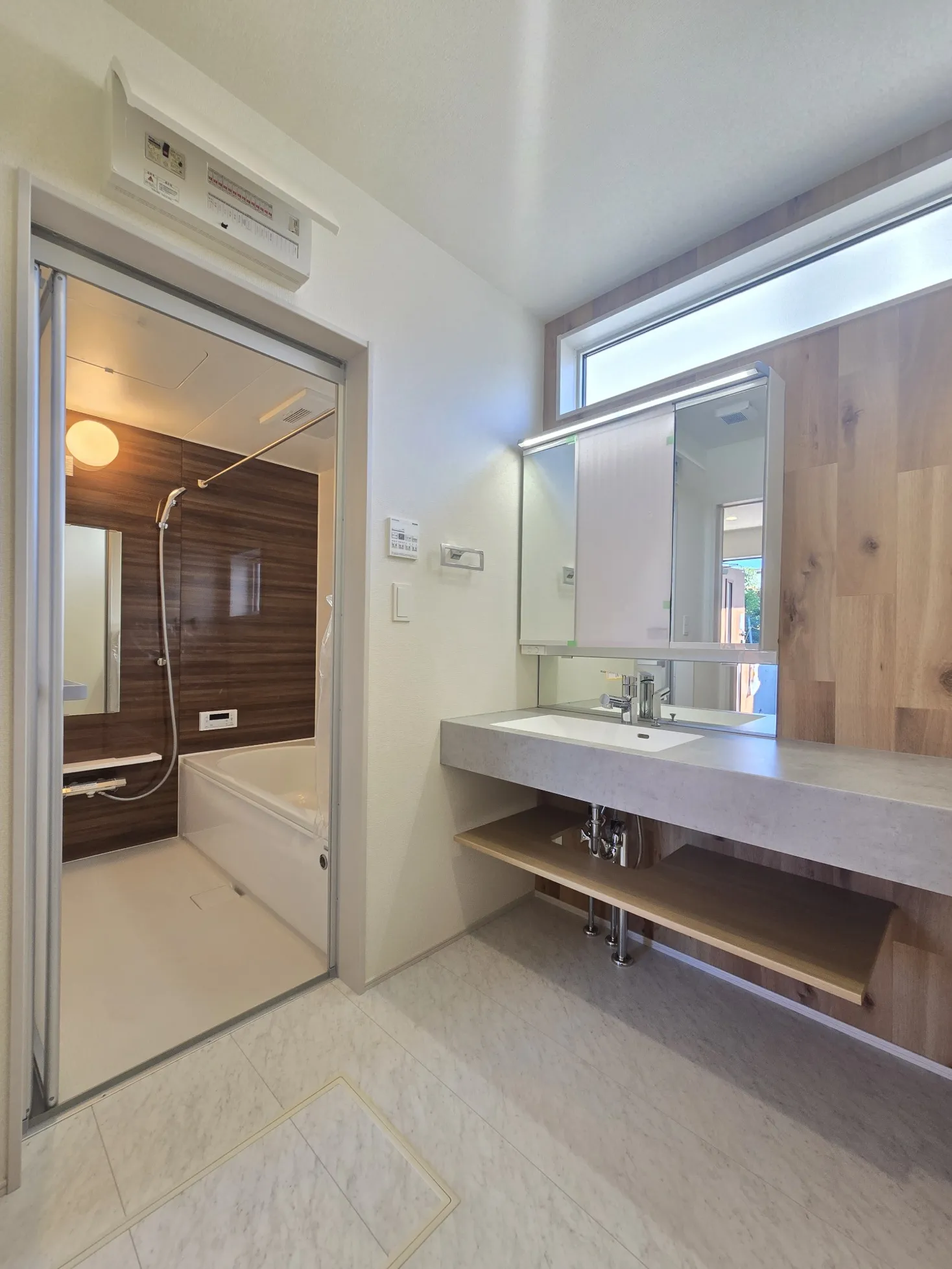 2号棟　洗面所　R7.11.22